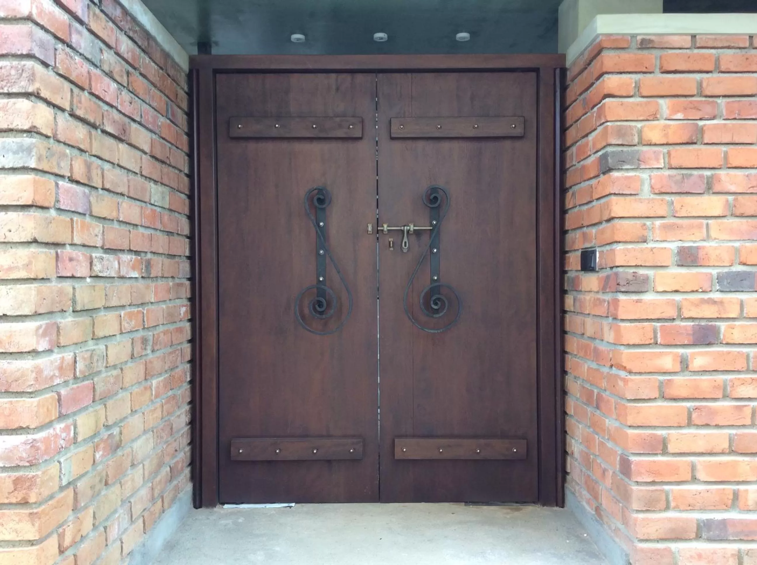 Property building, Facade/Entrance in Coza Ceylon