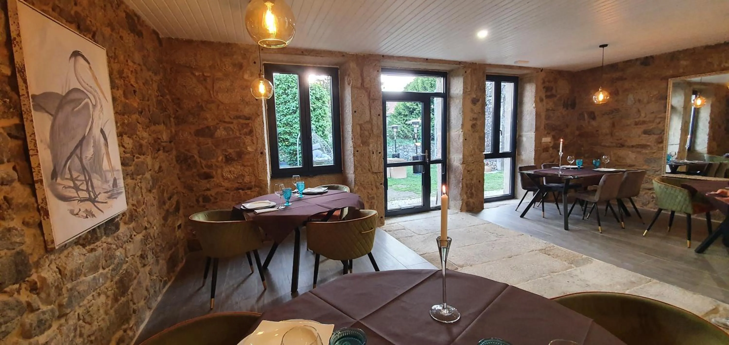 Restaurant/places to eat in Ecocasa Lema II