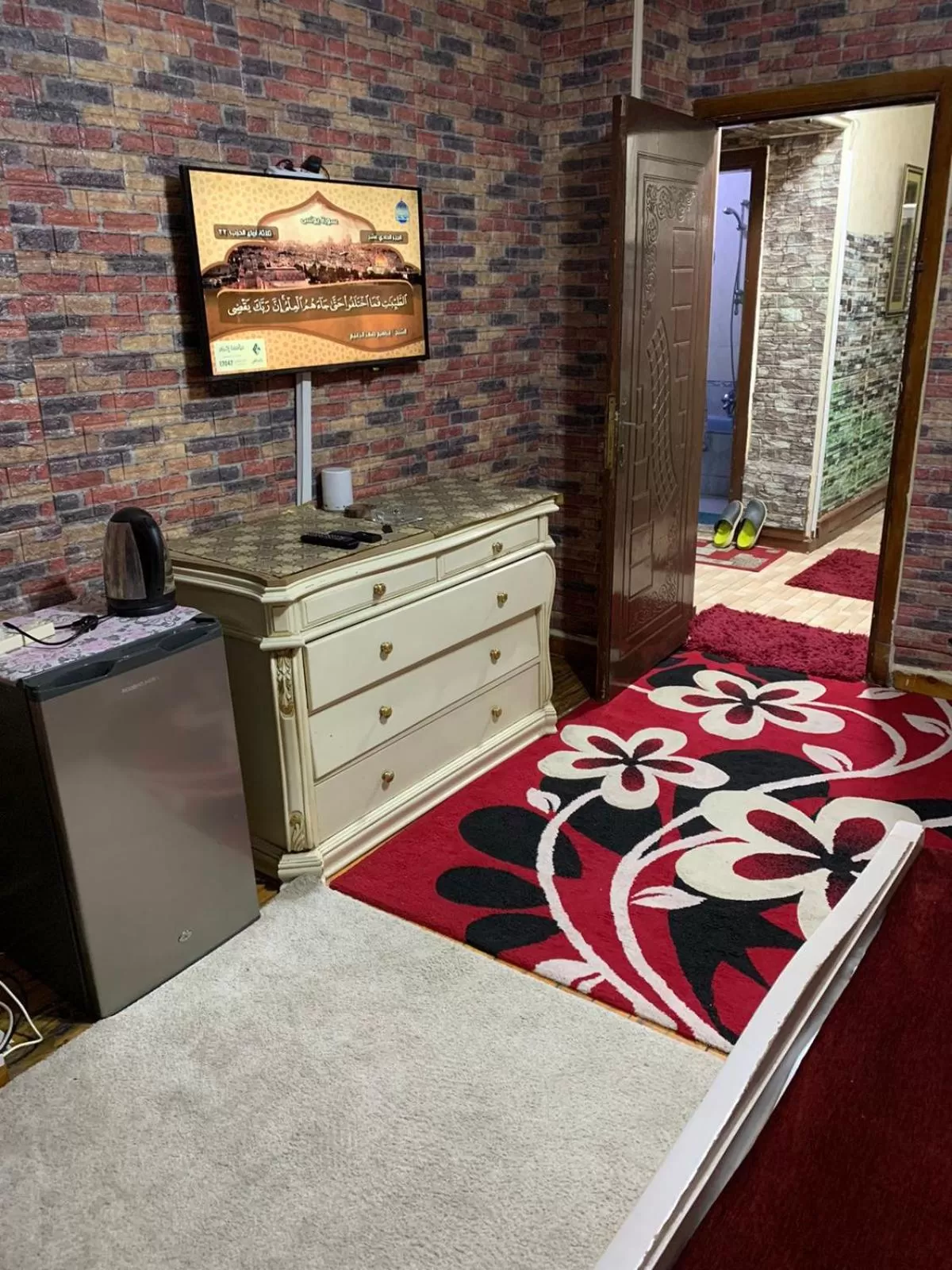 Photo of the whole room, TV/Entertainment Center in Nile Star Suites & Apartments