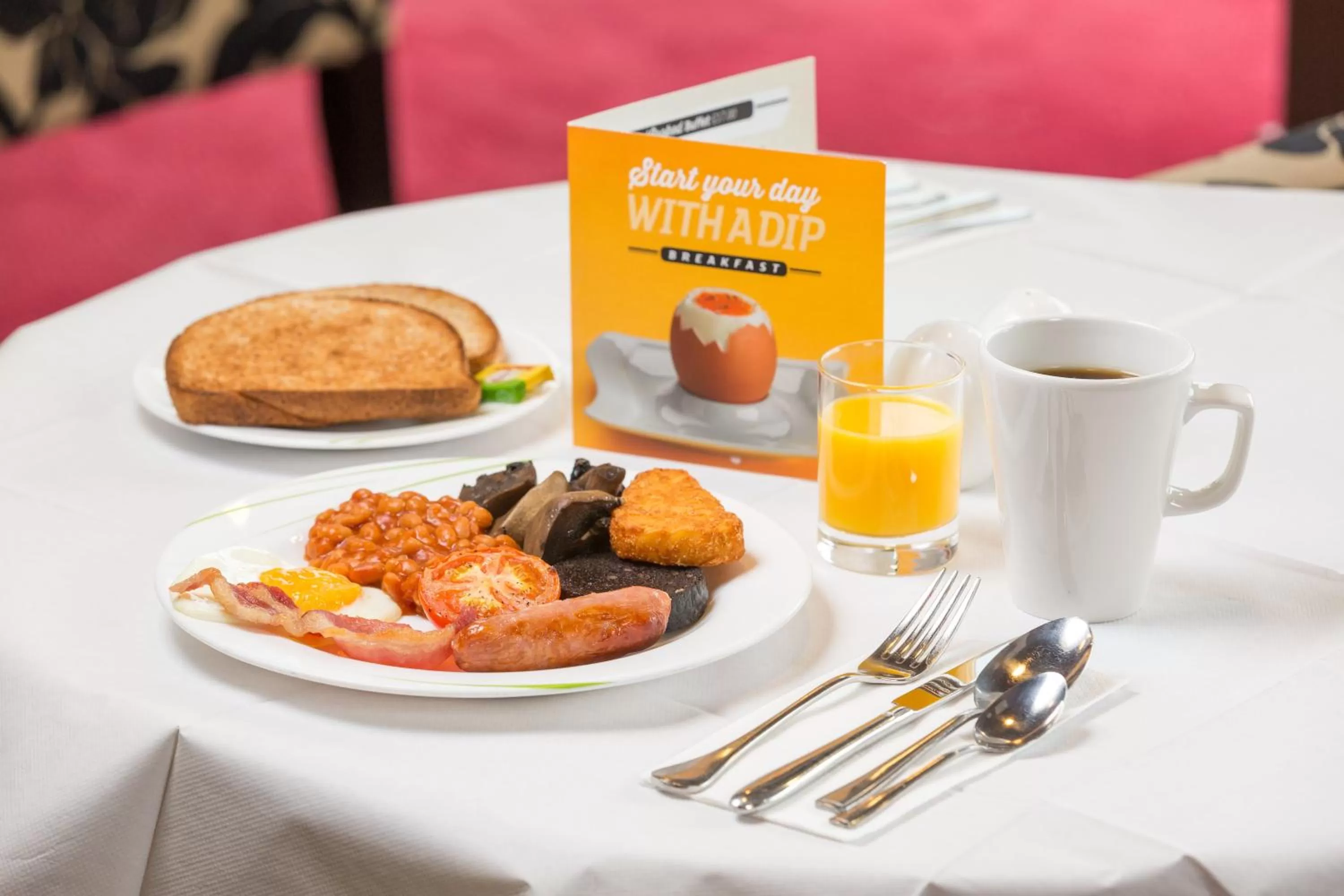 Breakfast in Holiday Inn Manchester-Mediacityuk by IHG