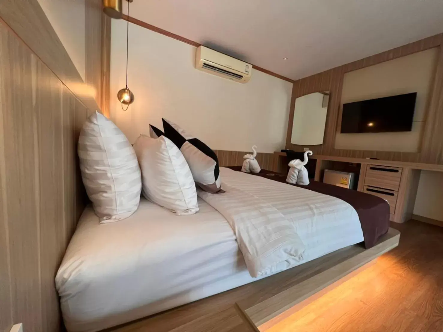 Standard Bungalow in Maleedee Bay Resort Standard Bungalow in Maleedee Bay Resort