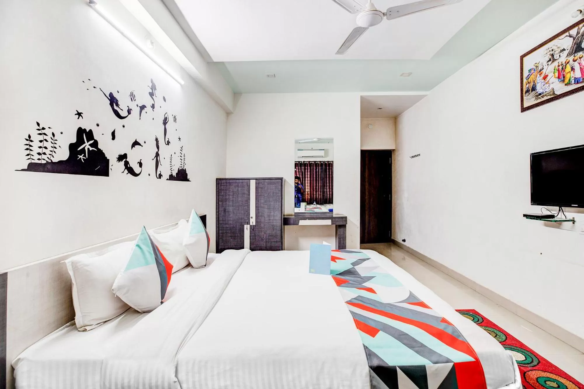 Bedroom in FabHotel Himanshi