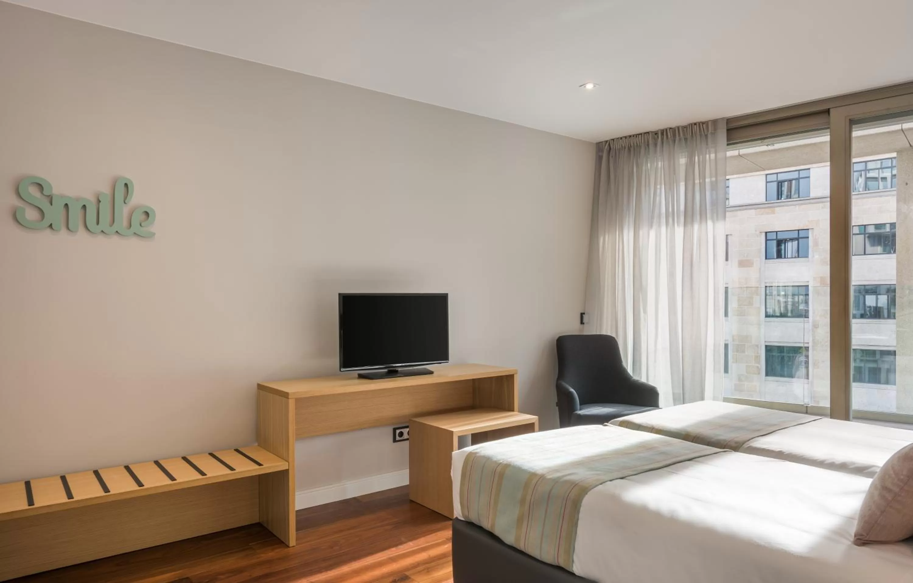 TV and multimedia, Bed in Gran View Apartments