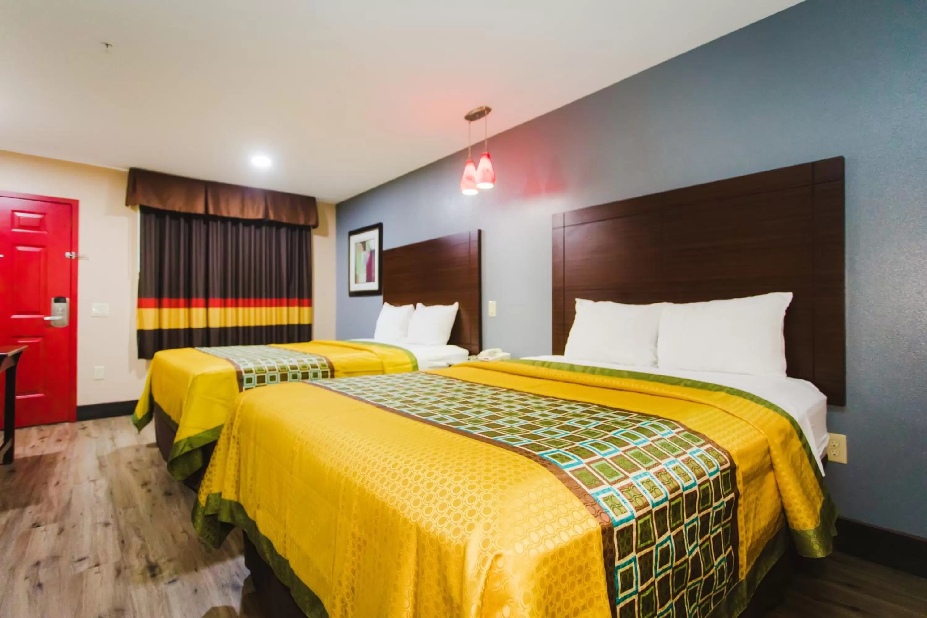 Bed in Home Place Inn