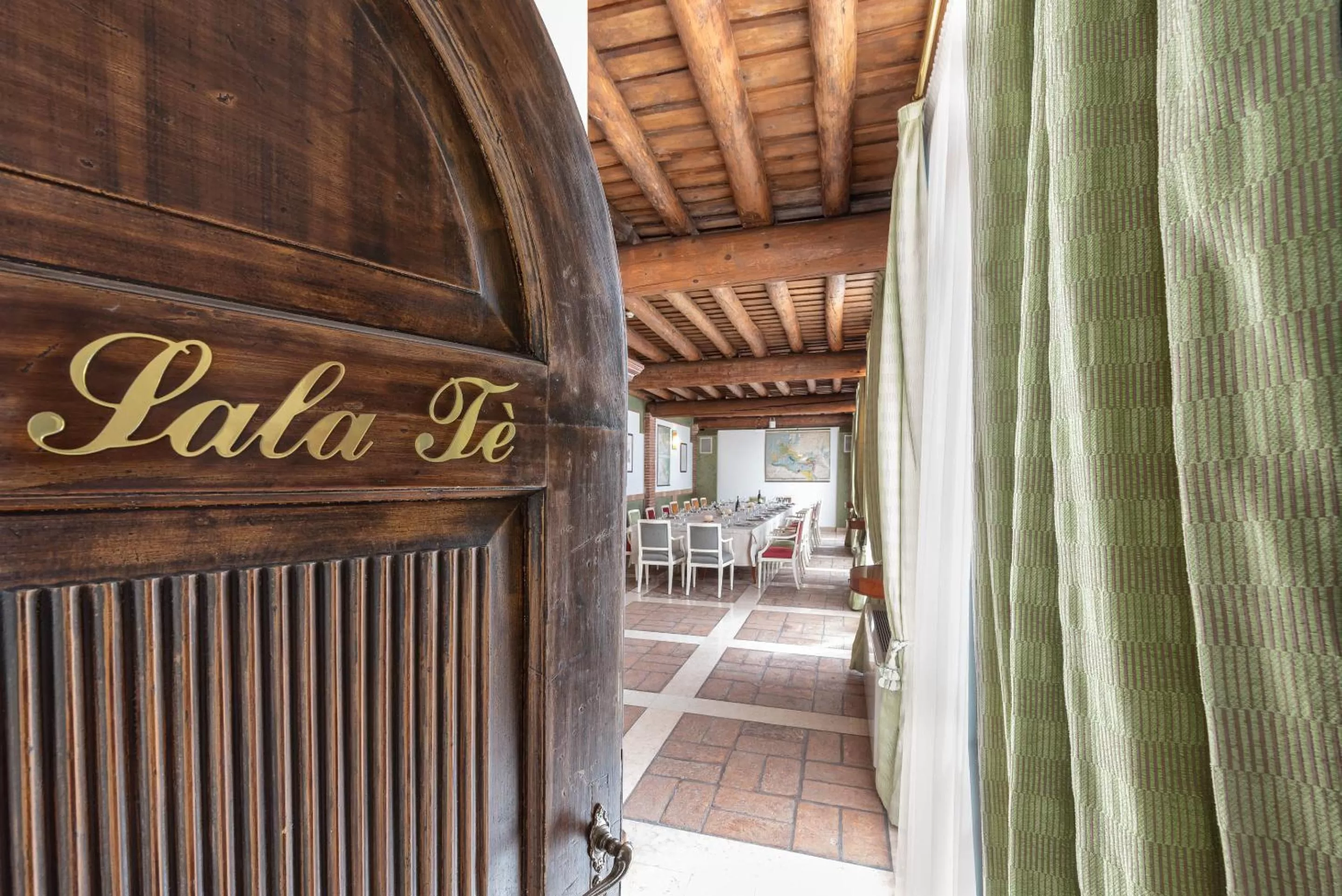 Restaurant/places to eat in Hotel Villa Malaspina