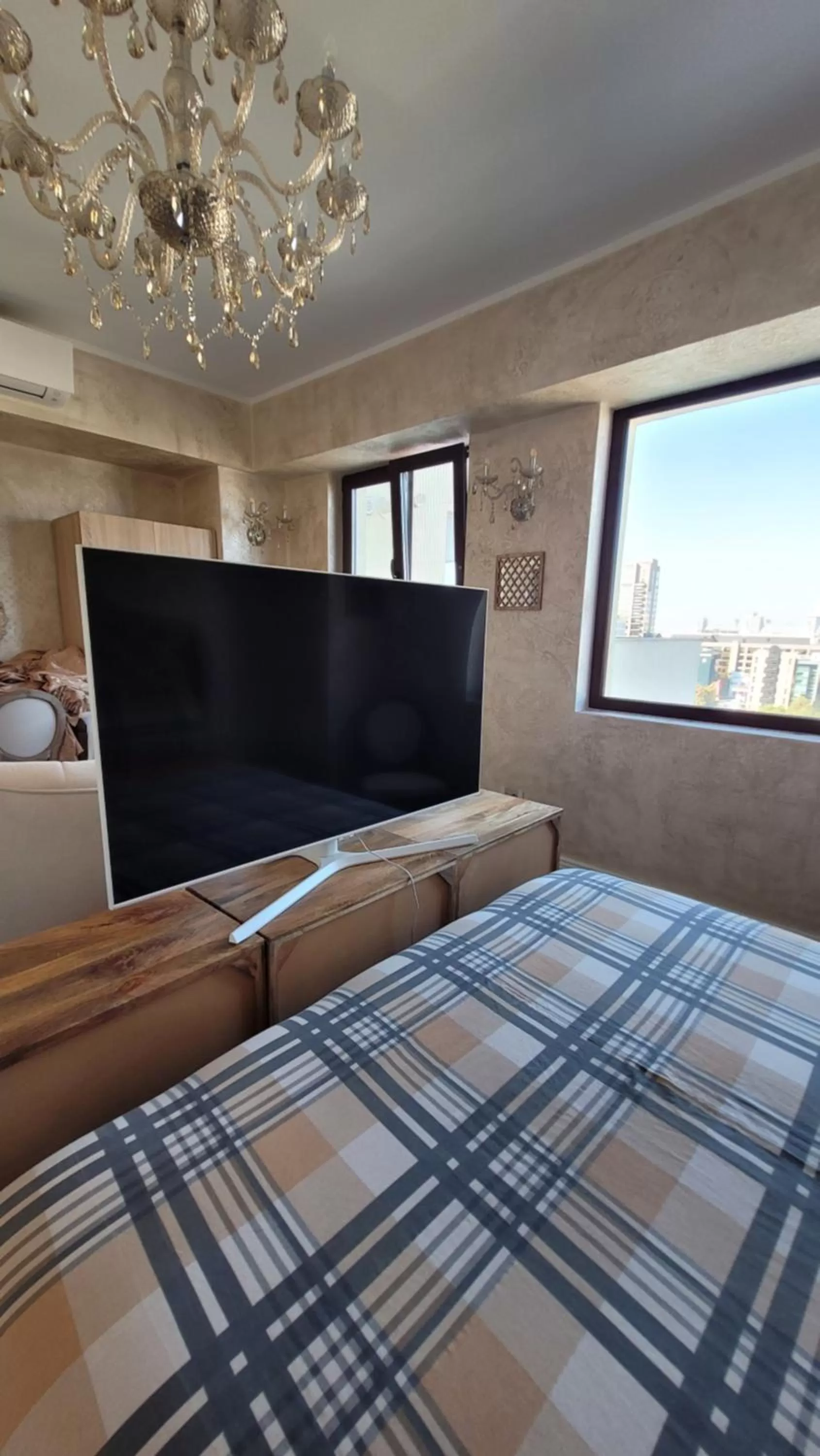 TV and multimedia, TV/Entertainment Center in Terrace Suites Iasi
