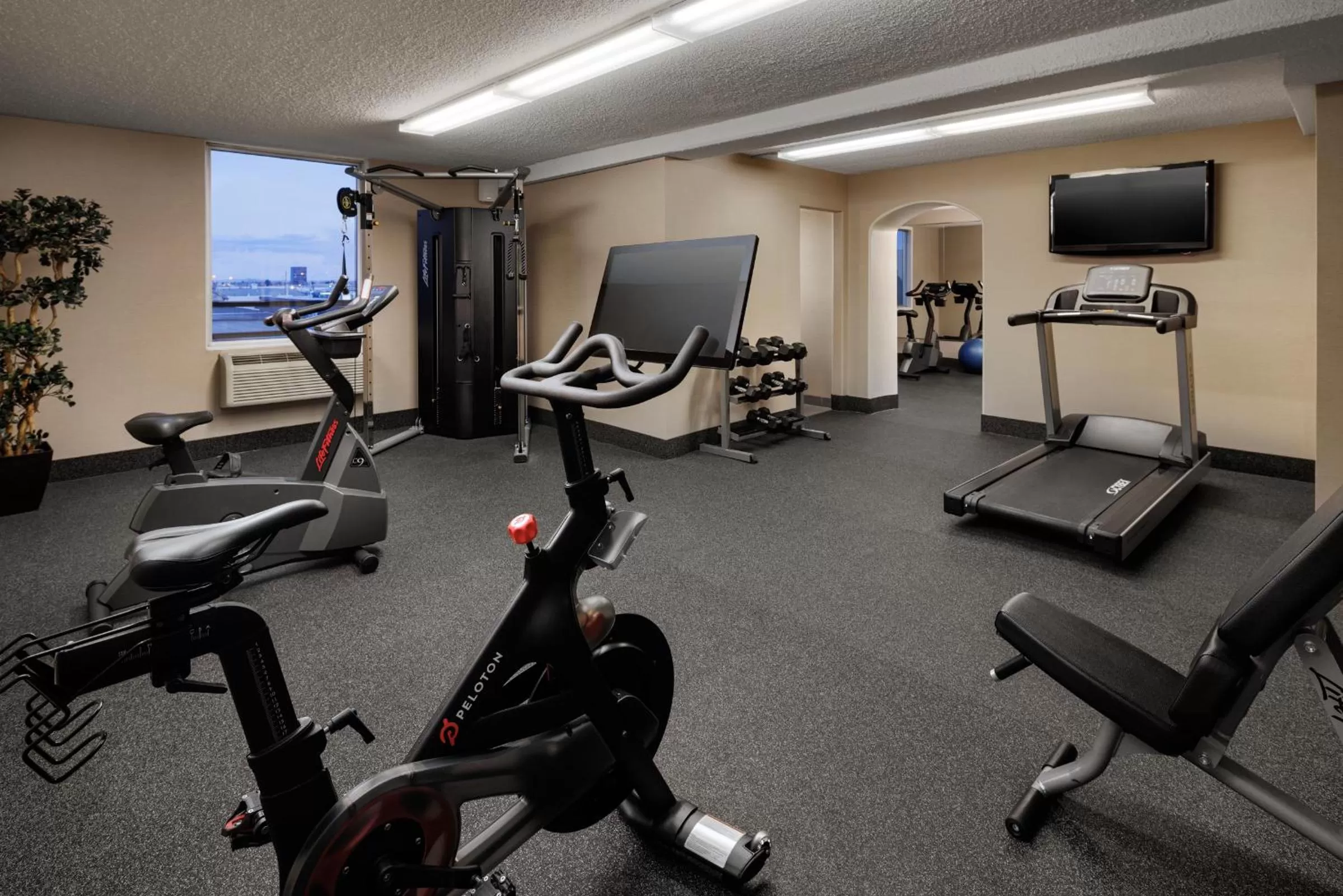 Fitness centre/facilities in Pomeroy Hotel & Conference Centre