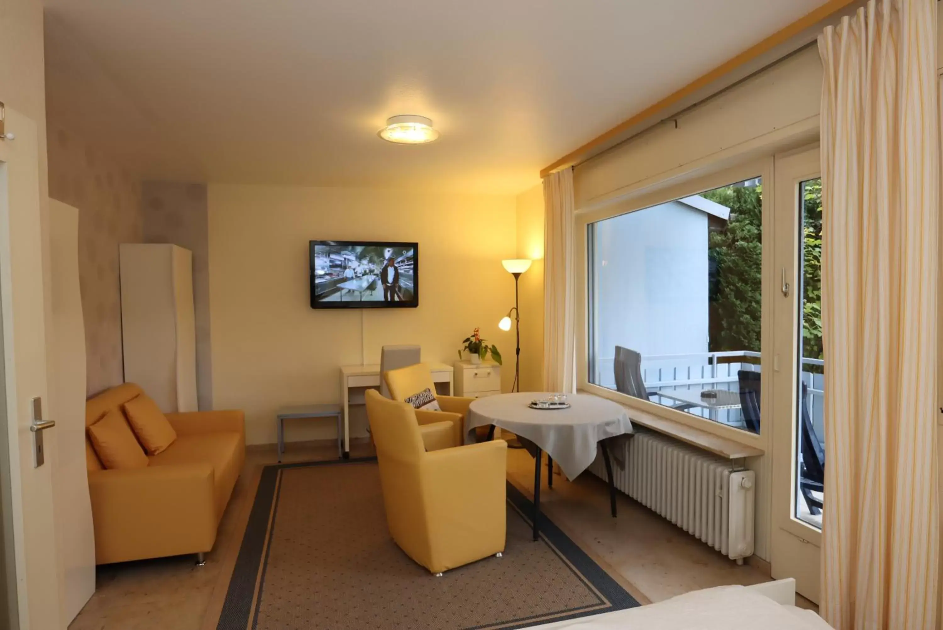 Standard Double Room in Hotel Sonnenhof Garni Standard Double Room in Hotel Sonnenhof Garni