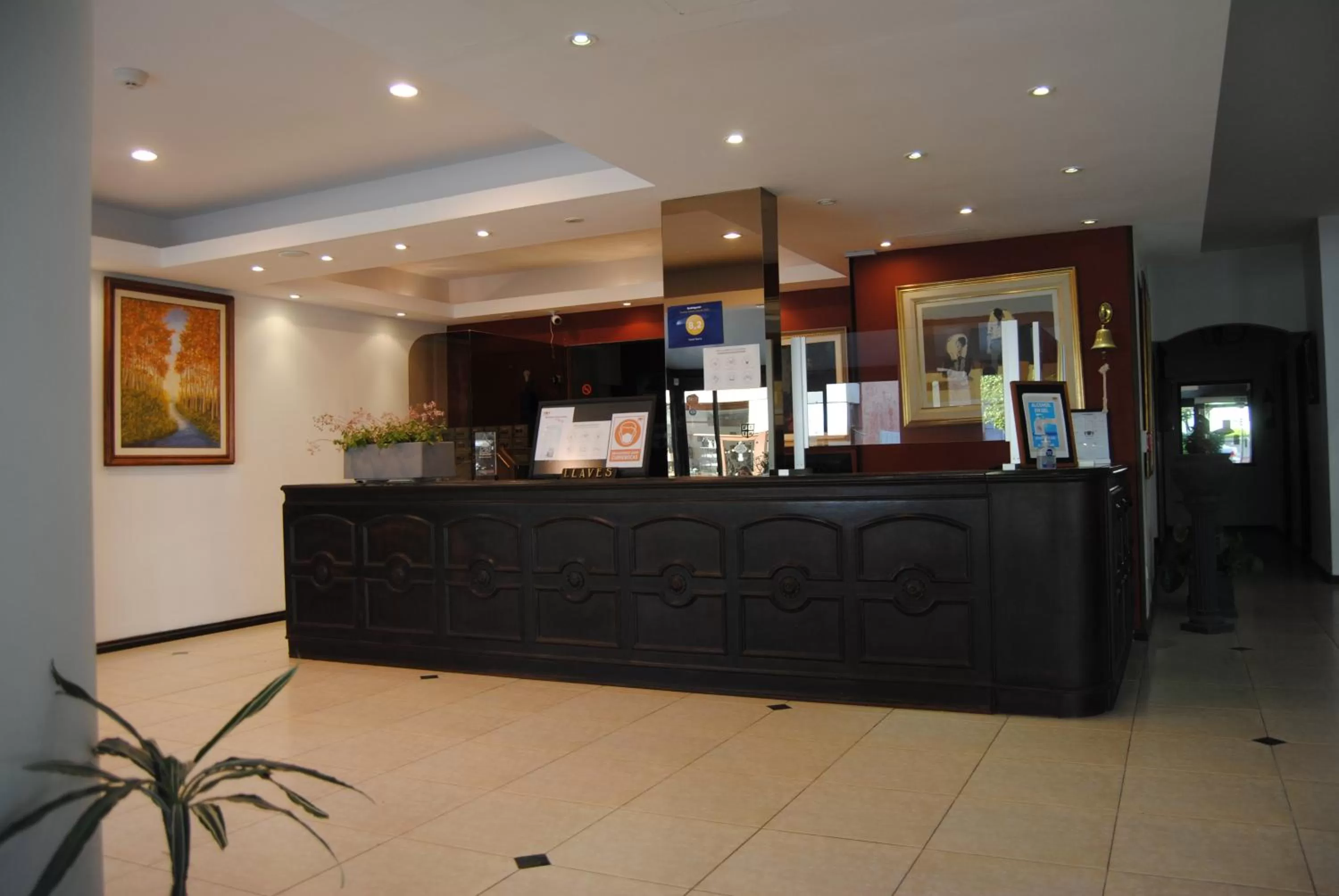 Lobby or reception in Hotel Iberia