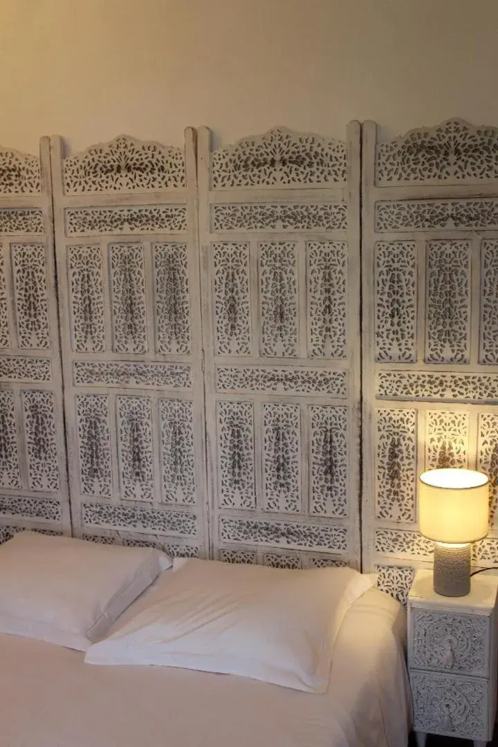 Family Room with Private Bathroom in Hotel Le XIV Family Room with Private Bathroom in Hotel Le XIV