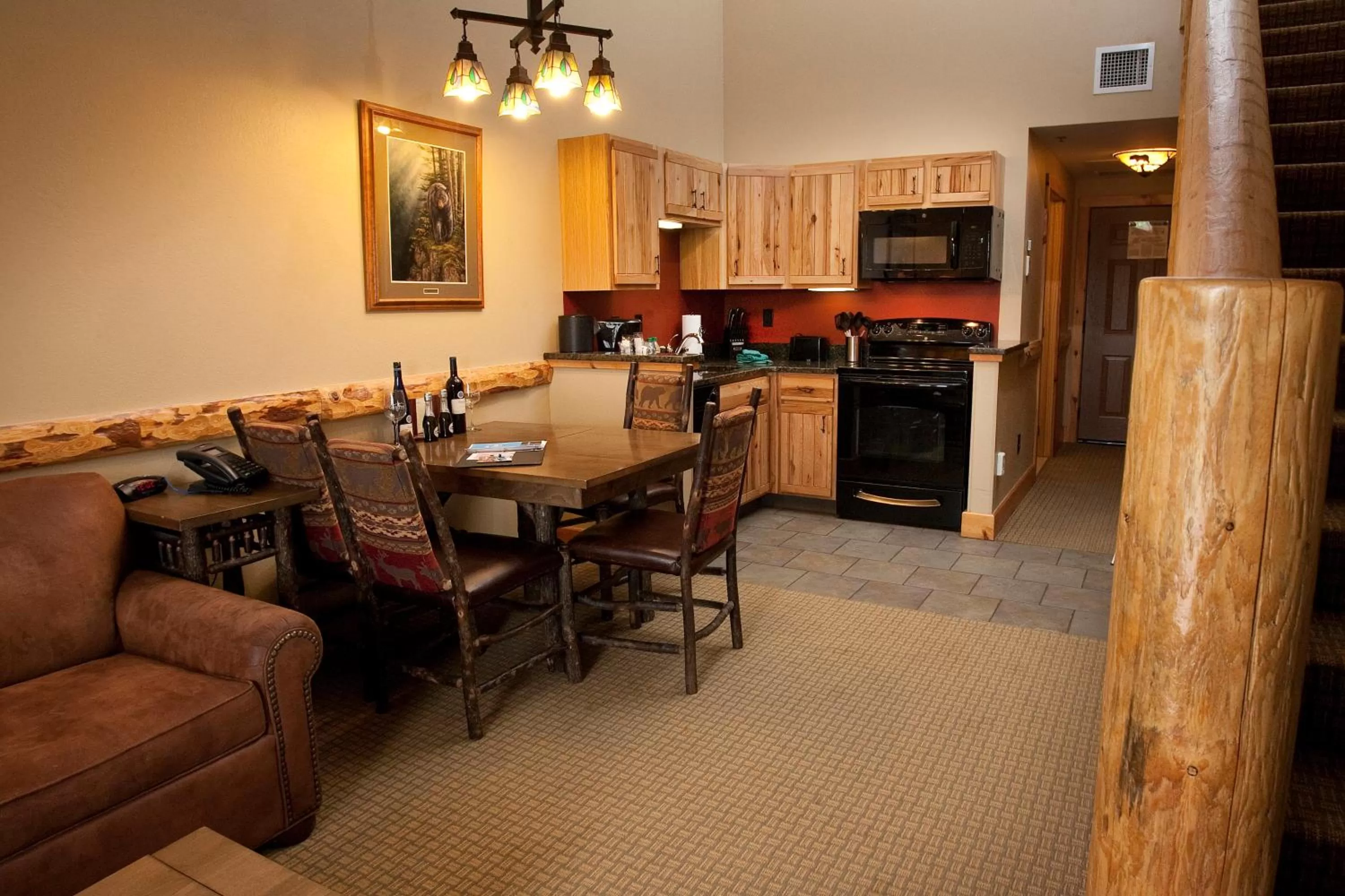 High Falls Suites in Hope Lake Lodge & Indoor Waterpark