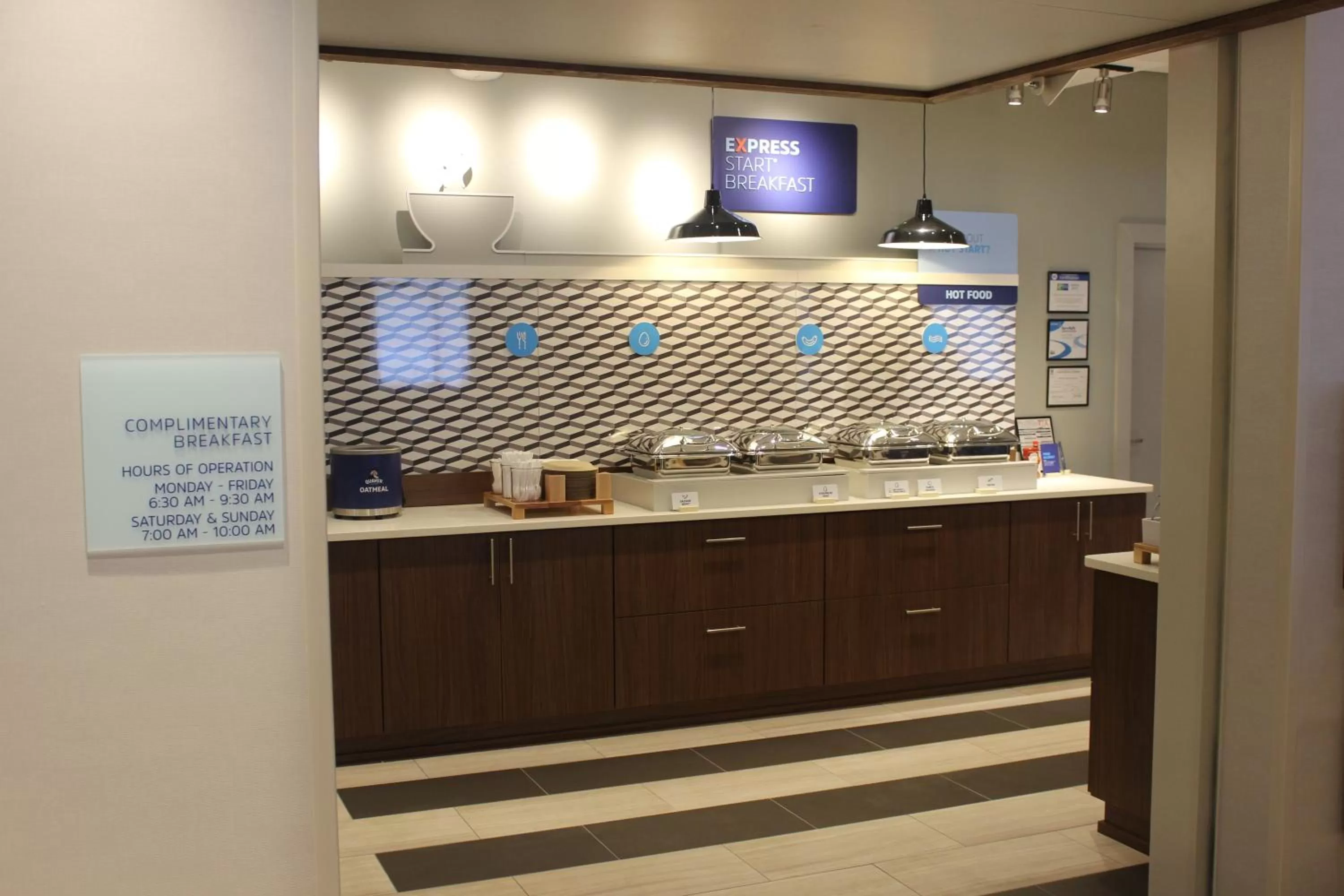 Breakfast in Holiday Inn Express Athens - University Area by IHG