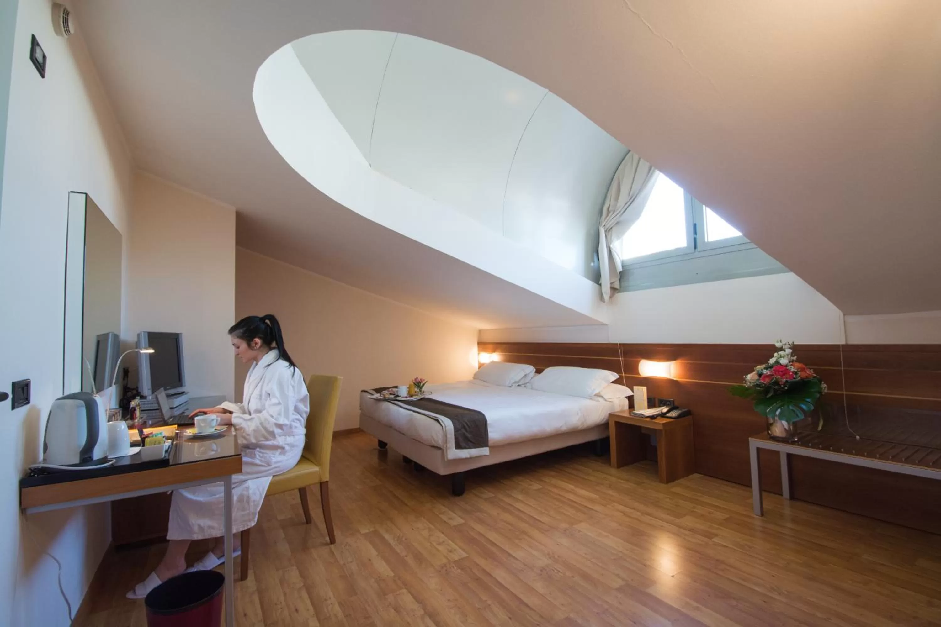 Bedroom, Bed in Hotel Royal Falcone