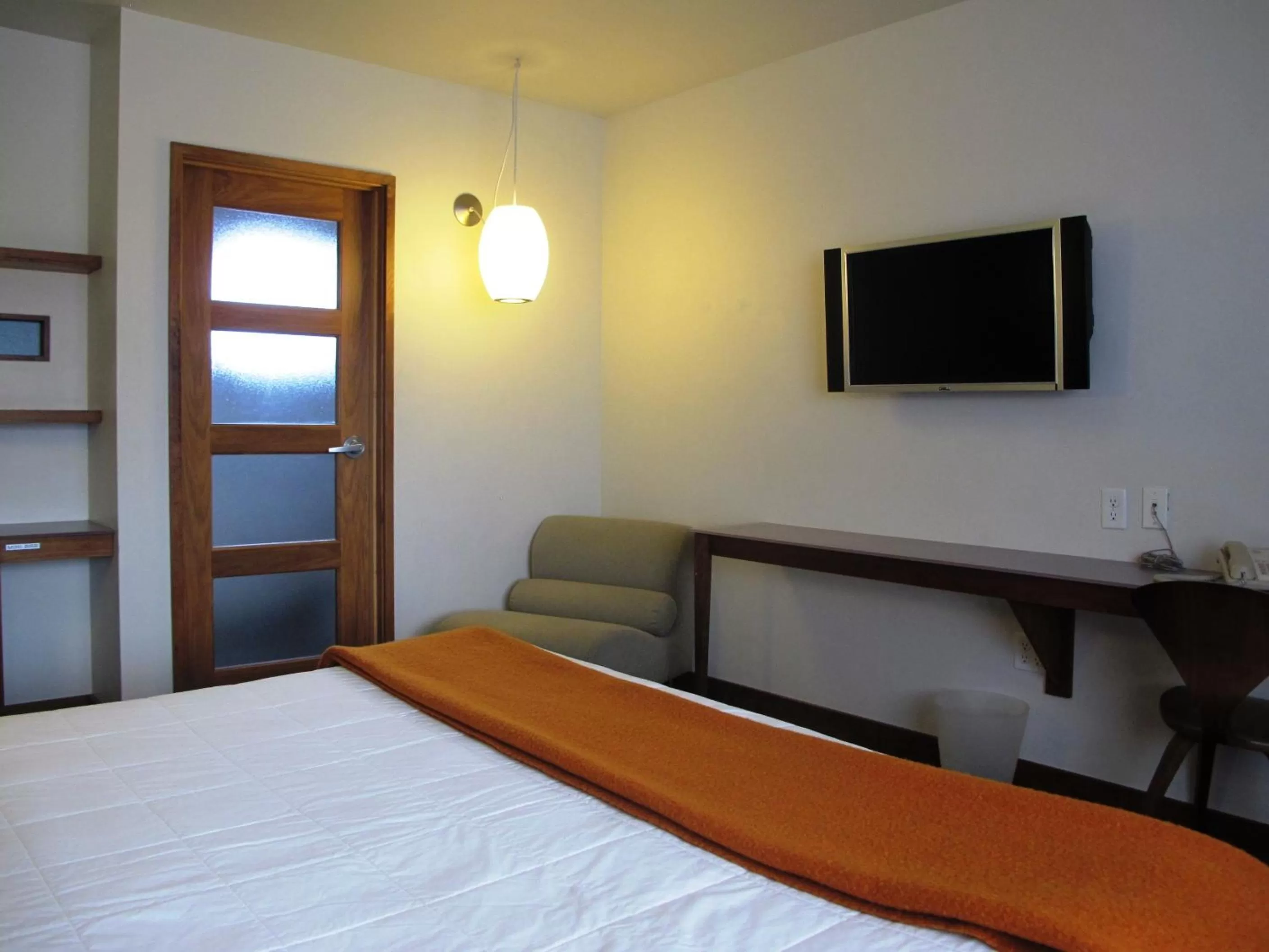 Photo of the whole room, Bed in Modern Hotel