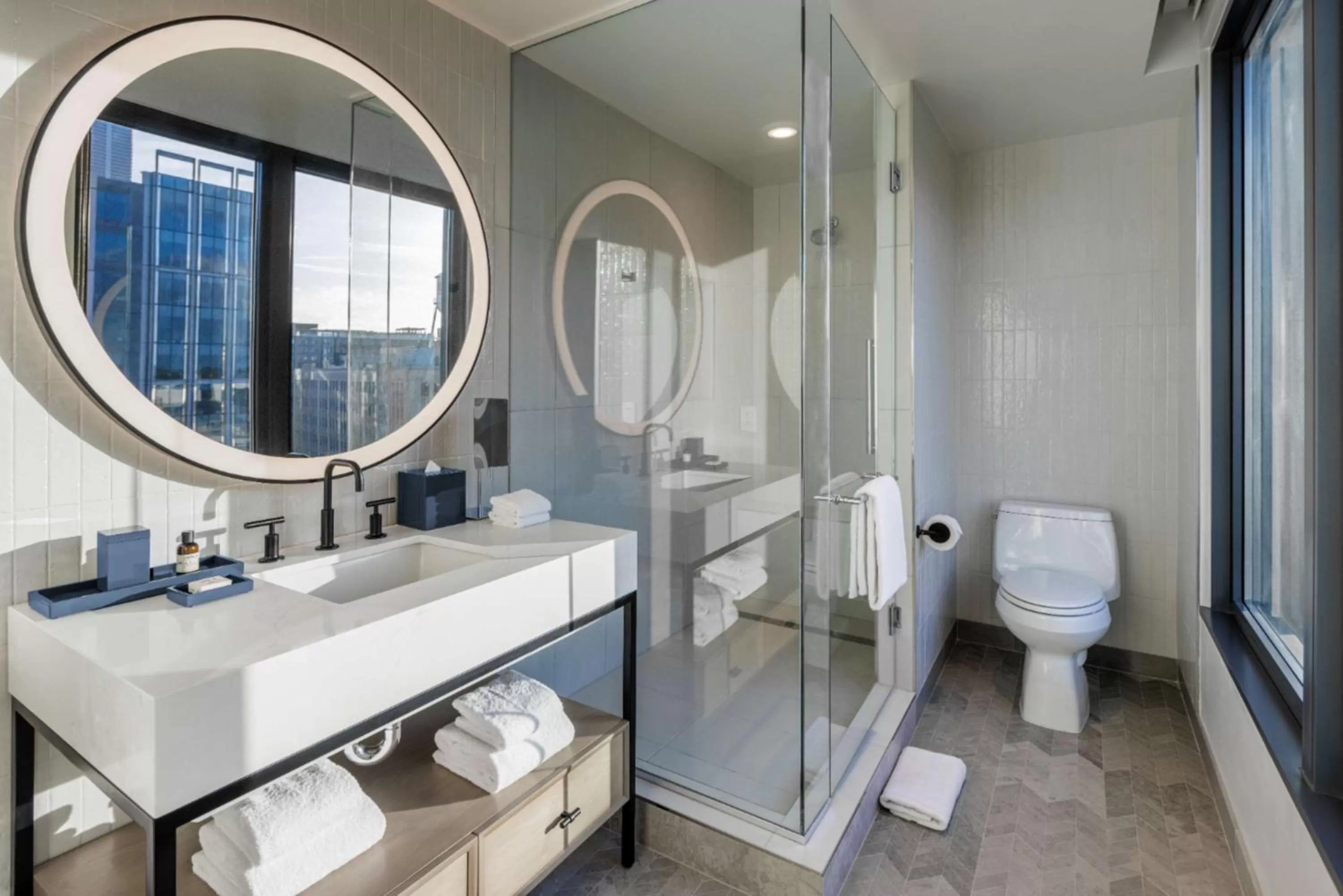 Bathroom in The Morrow Washington Dc, Curio Collection By Hilton