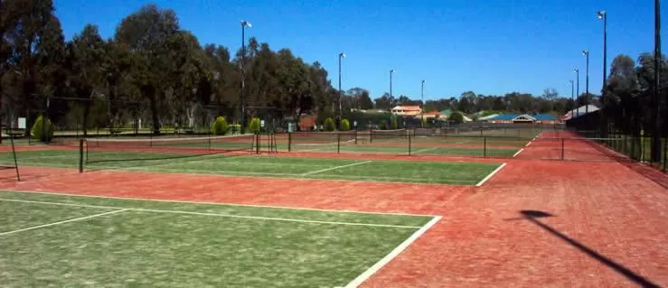 Tennis court in Thurgoona Country Club Resort
