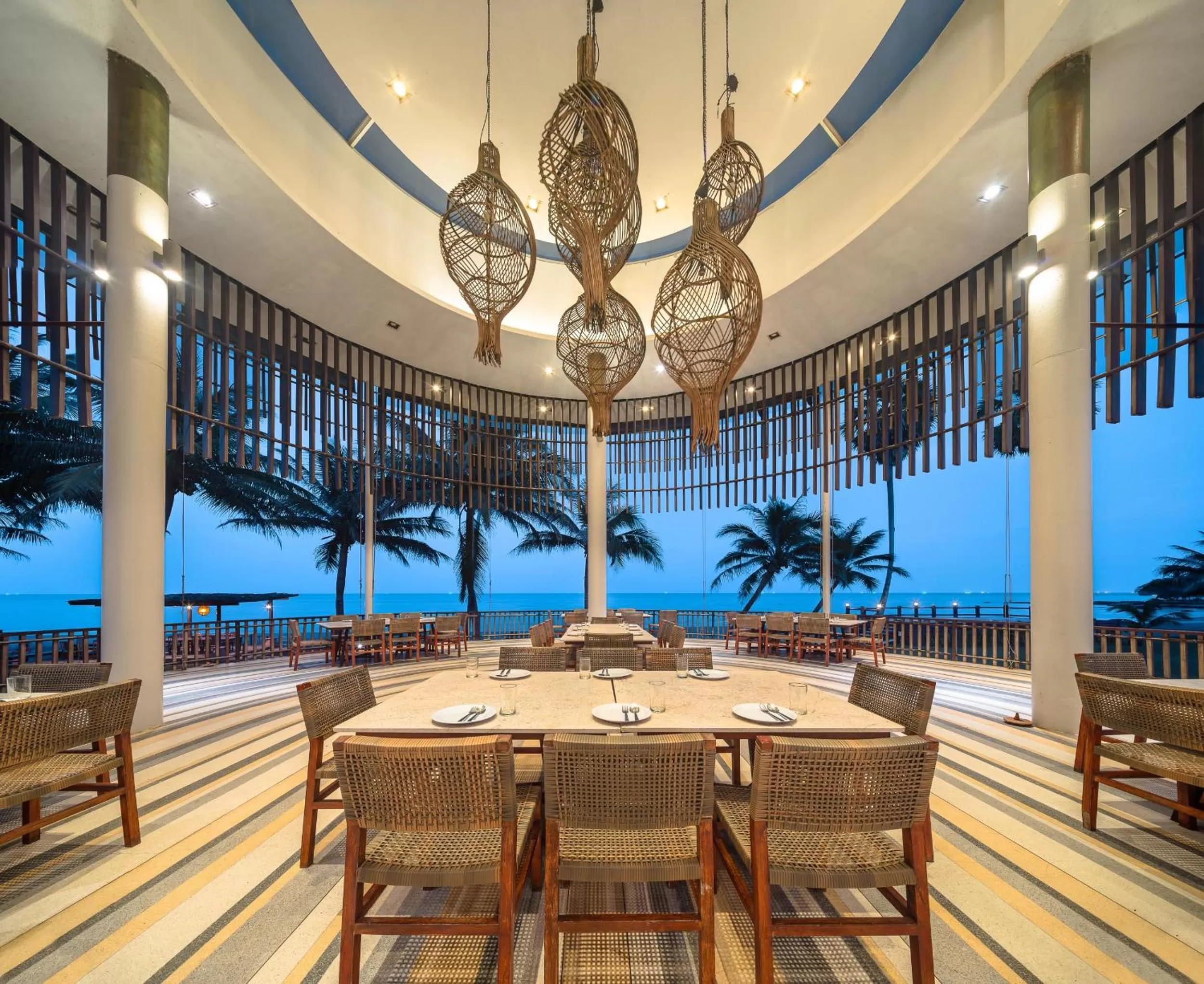 Restaurant/places to eat in Ban Saithong Beach Resort