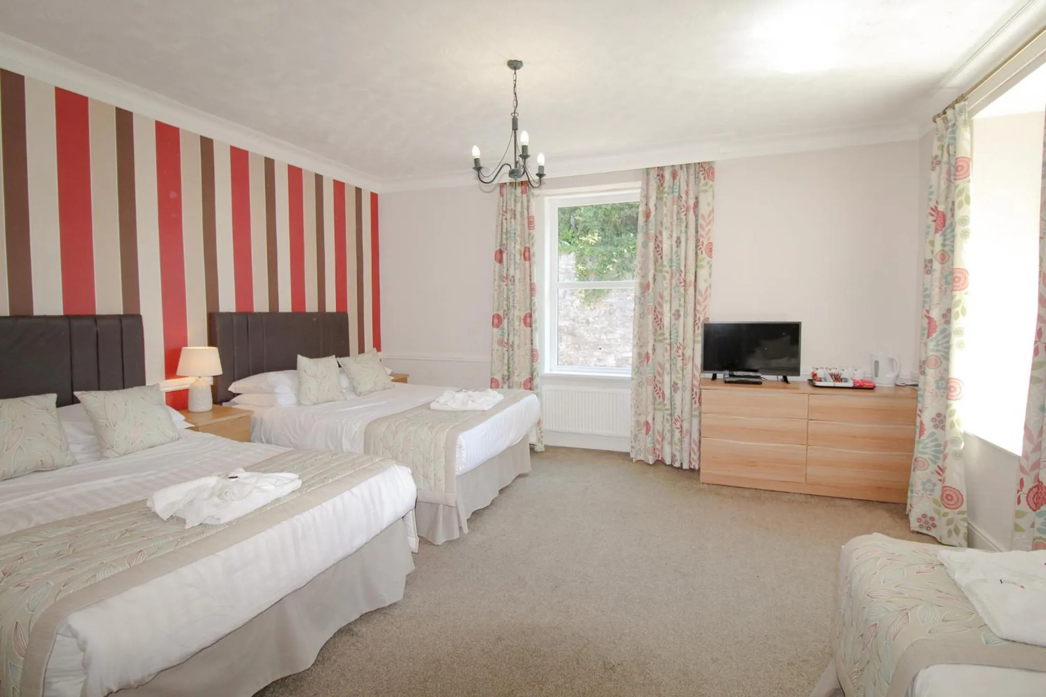 Bedroom, Bed in The Heritage Hotel