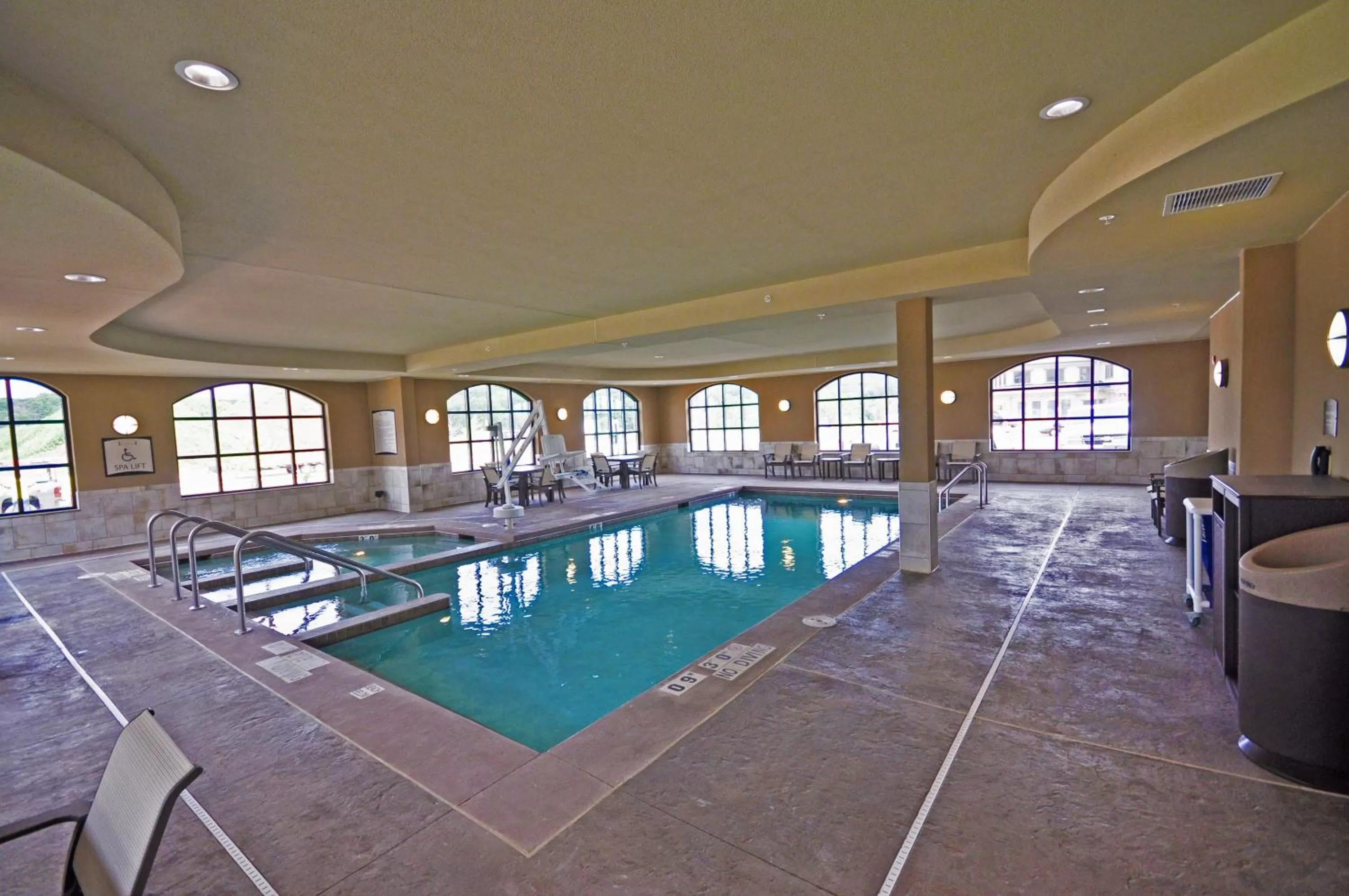 Swimming pool in Staybridge Suites Eau Claire - Altoona by IHG