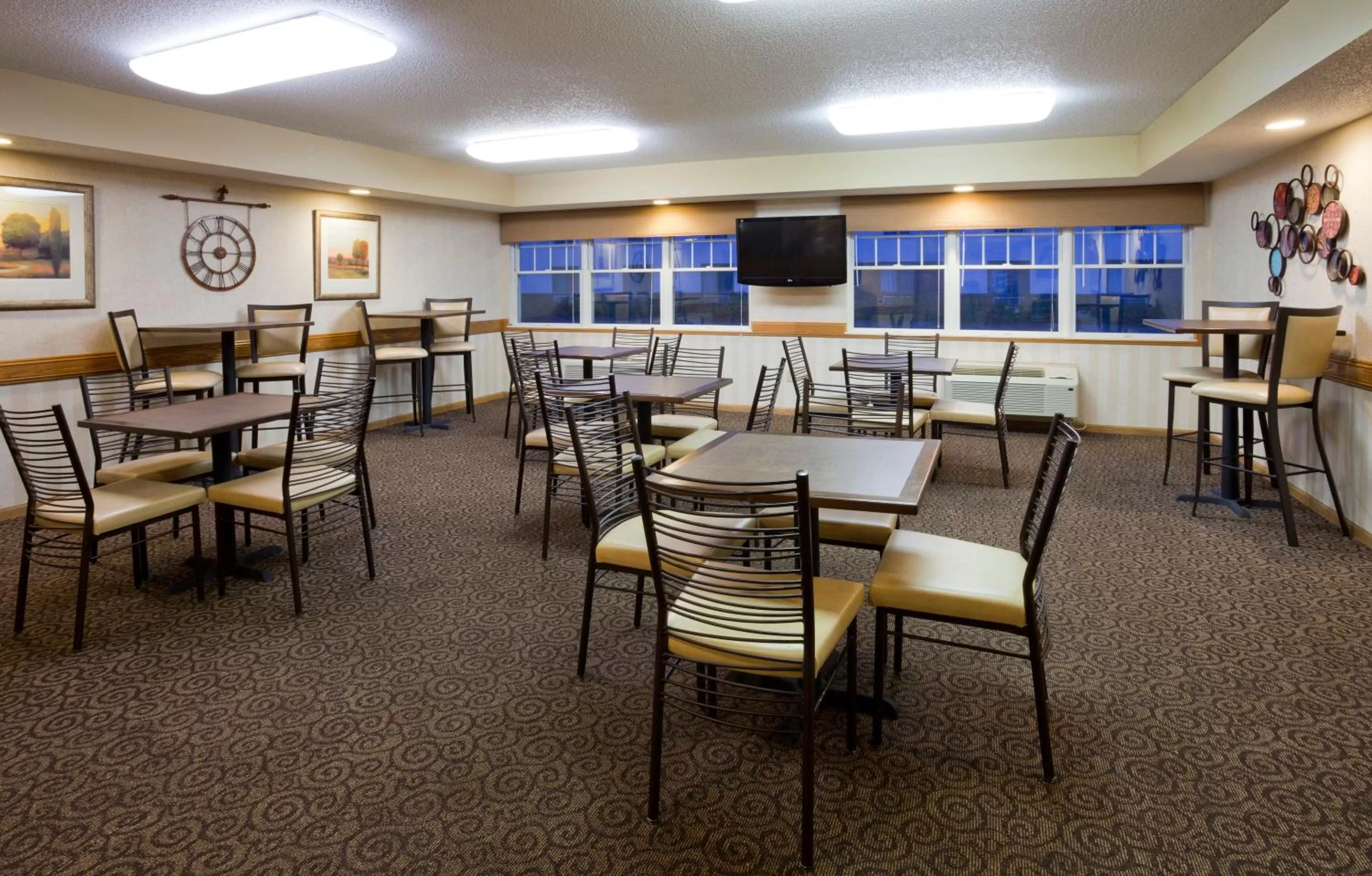 Lounge or bar in Quality Inn & Suites Stillwater