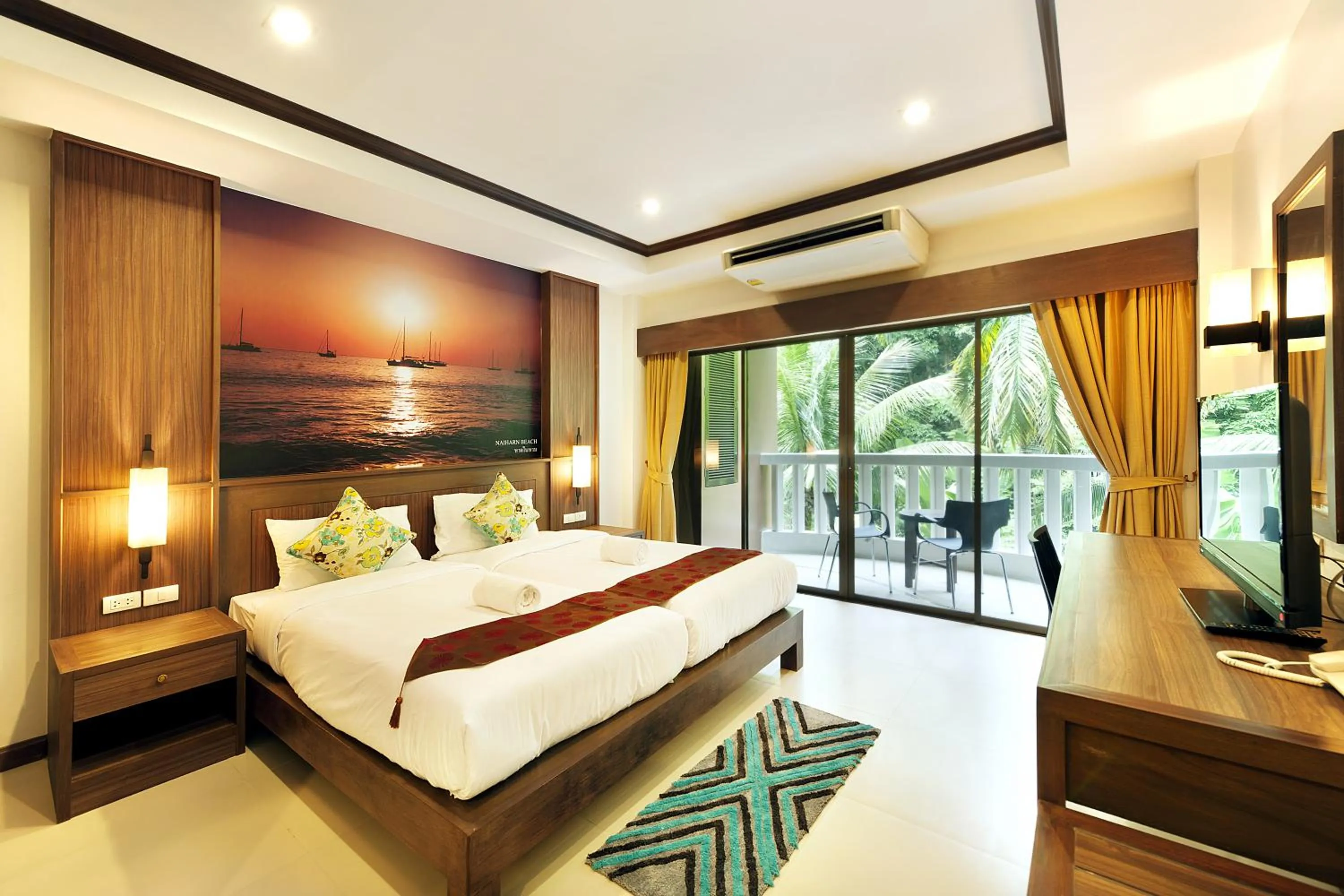 Bed in Ratana Hill Patong