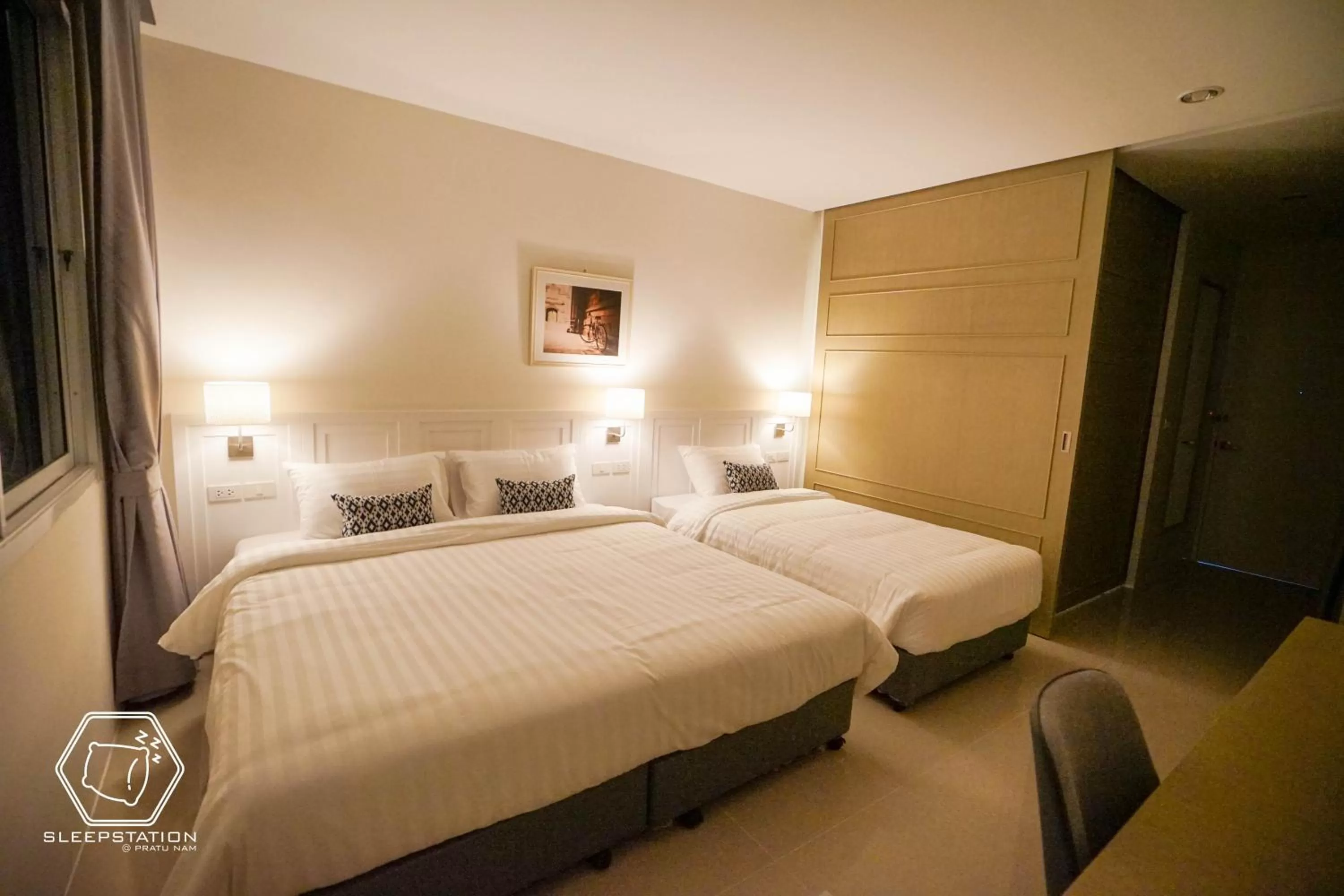 Bedroom, Bed in Sleepstation at Pratunam