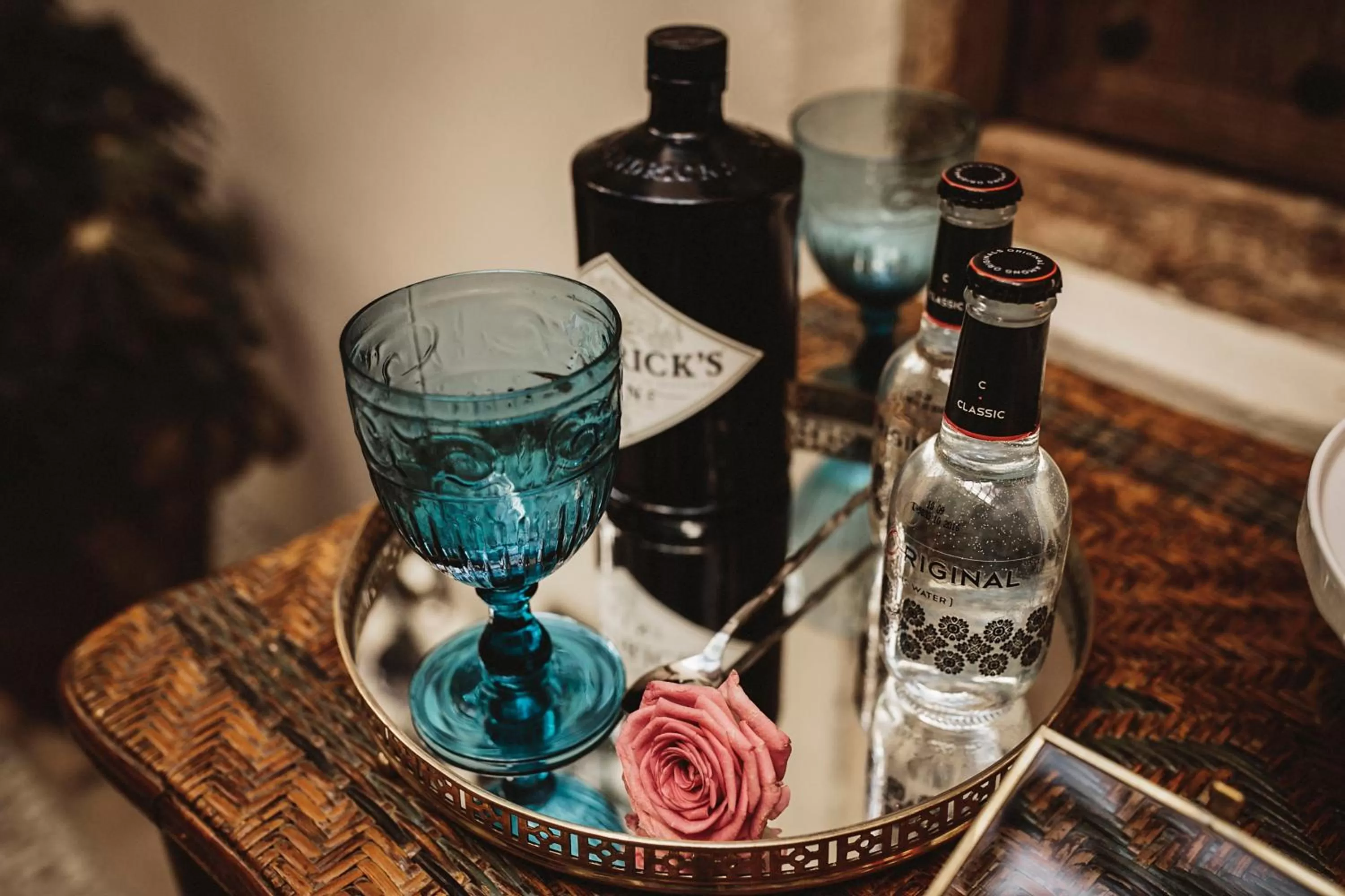 Alcoholic drinks in Eco Hotel con encanto Masía la Mota B&B