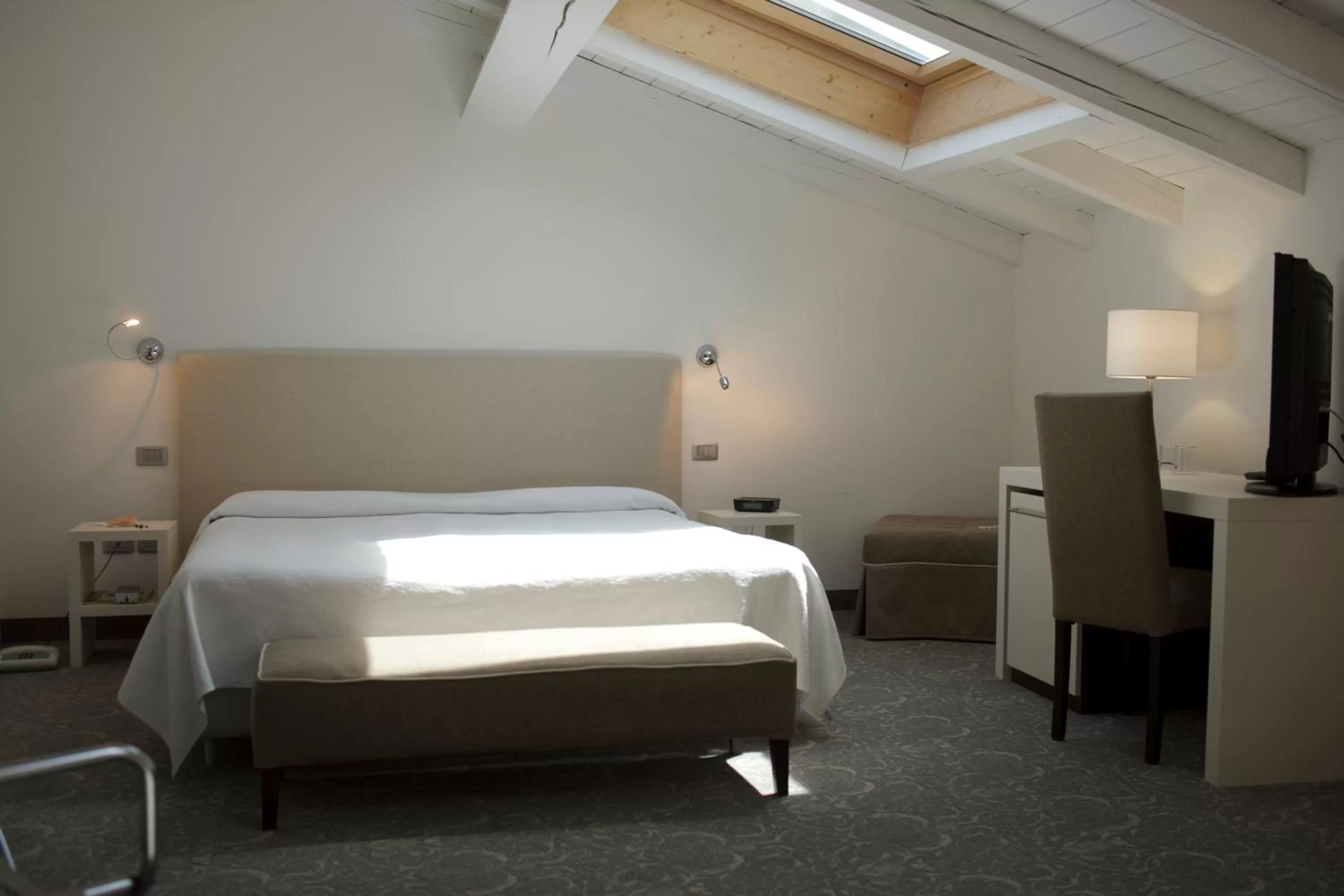 Bed in Albergo Accademia