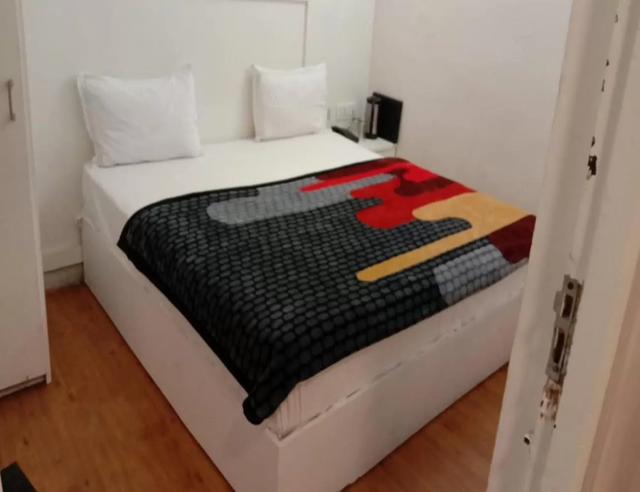 Bedroom, Bed in Hotel Diamond, Mussoorie