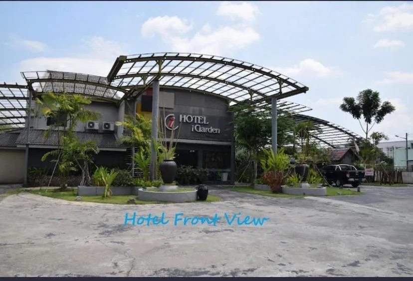 Property building in I Garden Hotel