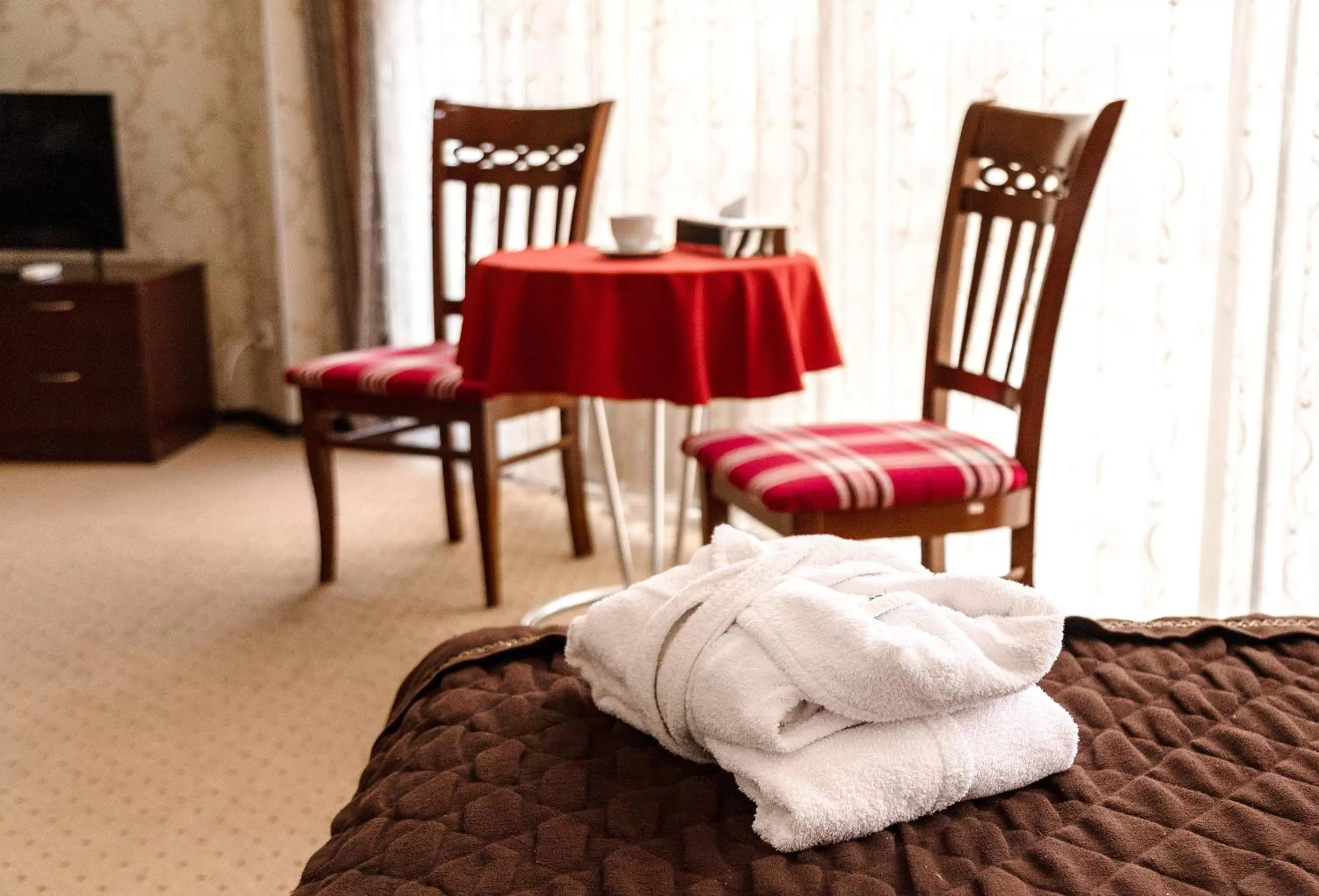 Living room, Bed in Golden Palace