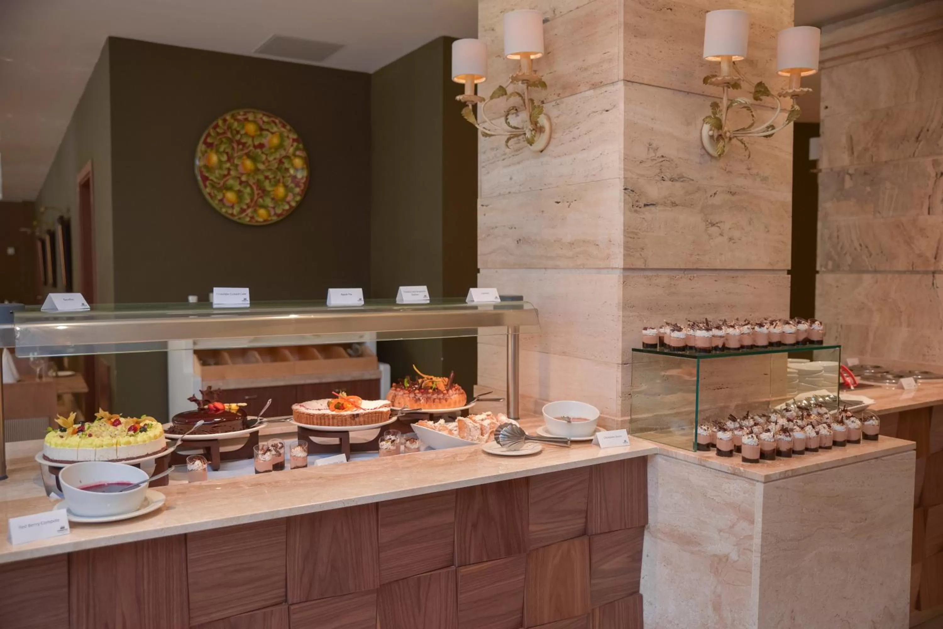 Restaurant/places to eat in Maritim Antonine Hotel & Spa