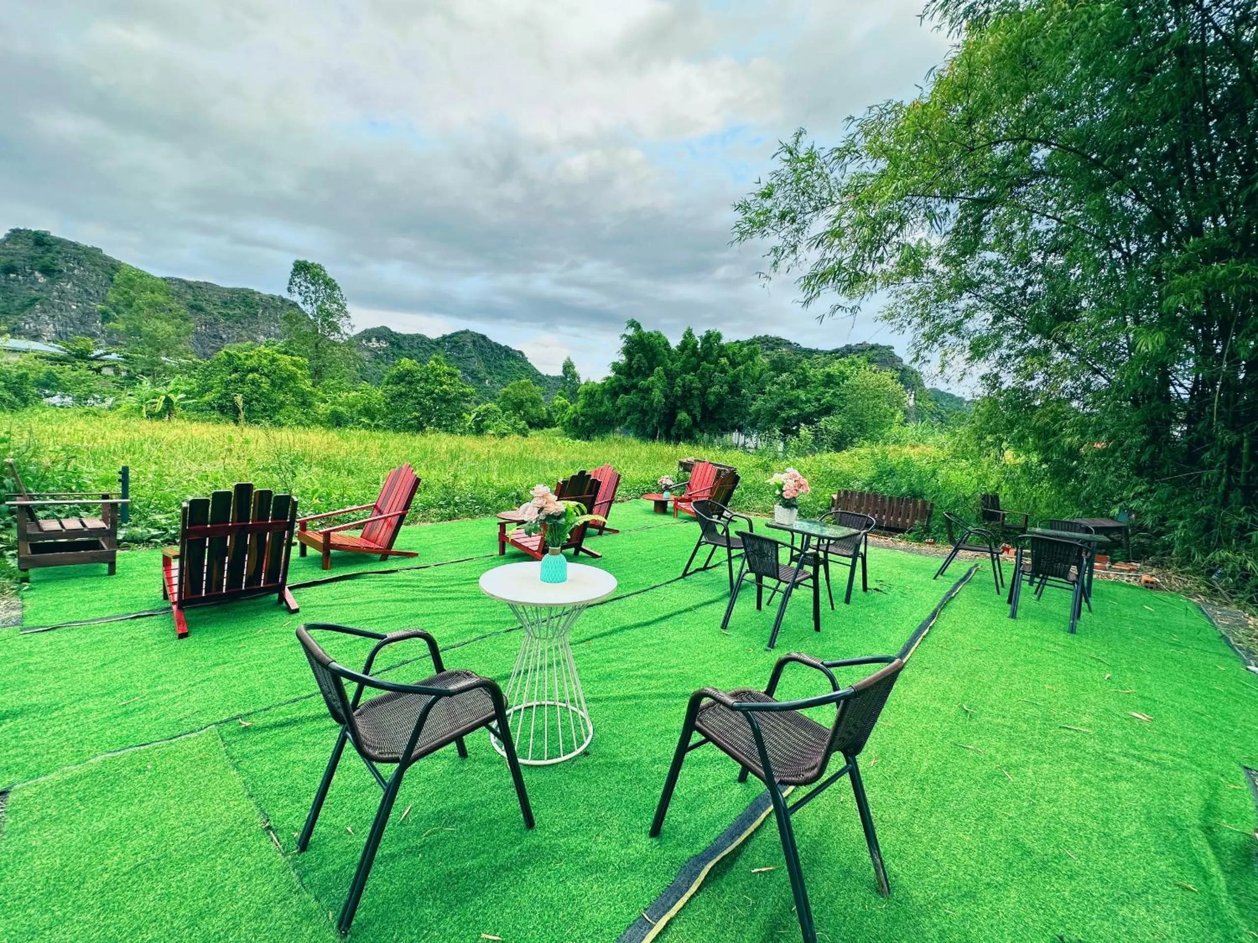 Restaurant/places to eat in Trang An Moon Garden Homestay