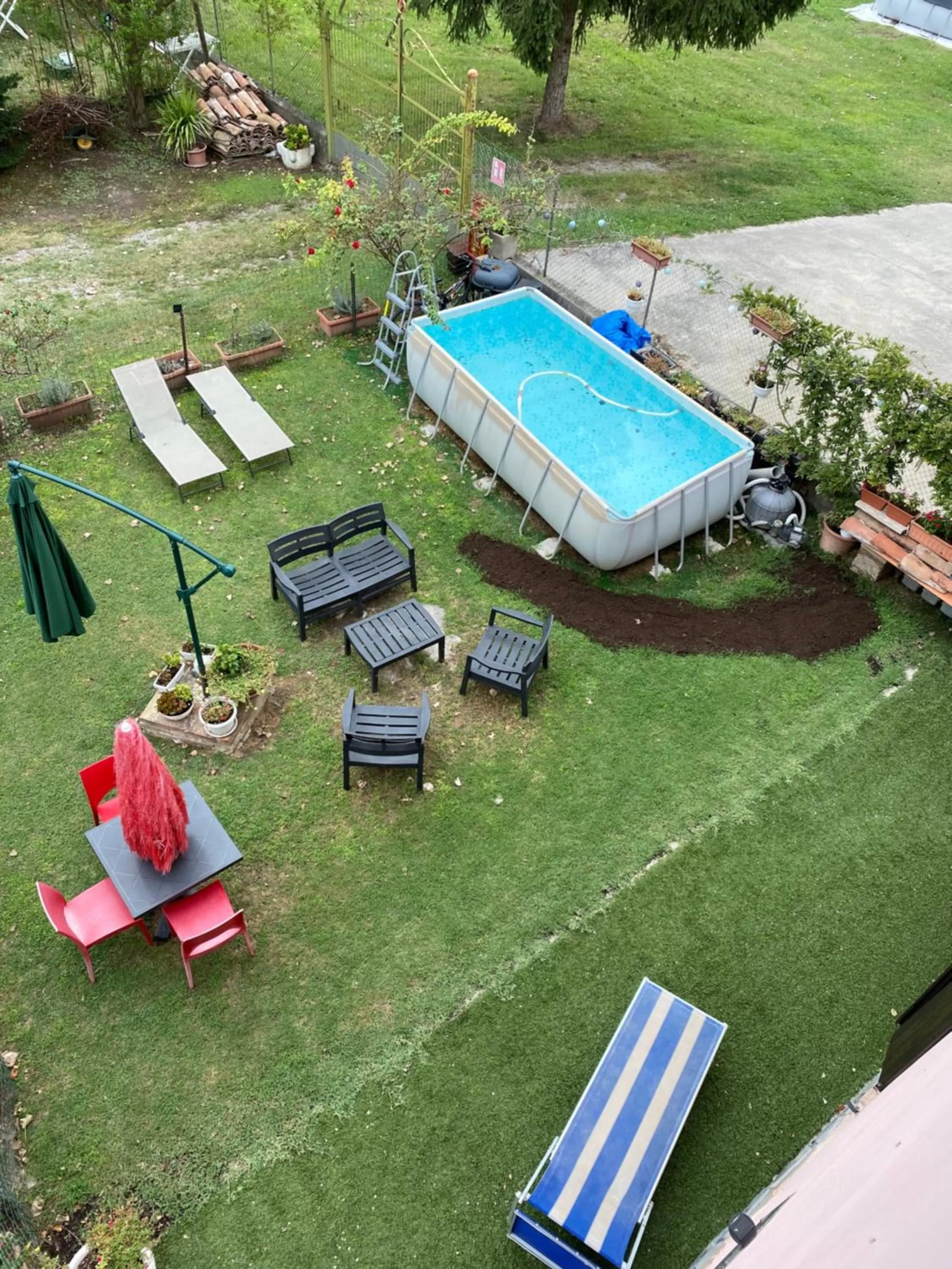 B&B Happiness in the Country