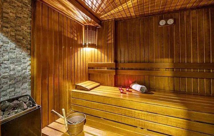 Taksim Pera Center Hotel