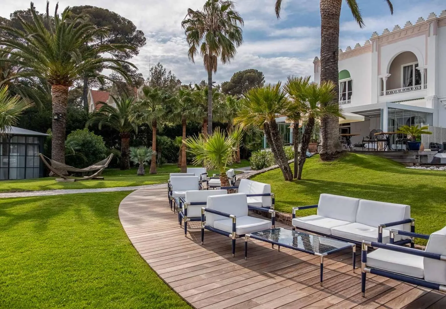 Patio in La Villa Mauresque