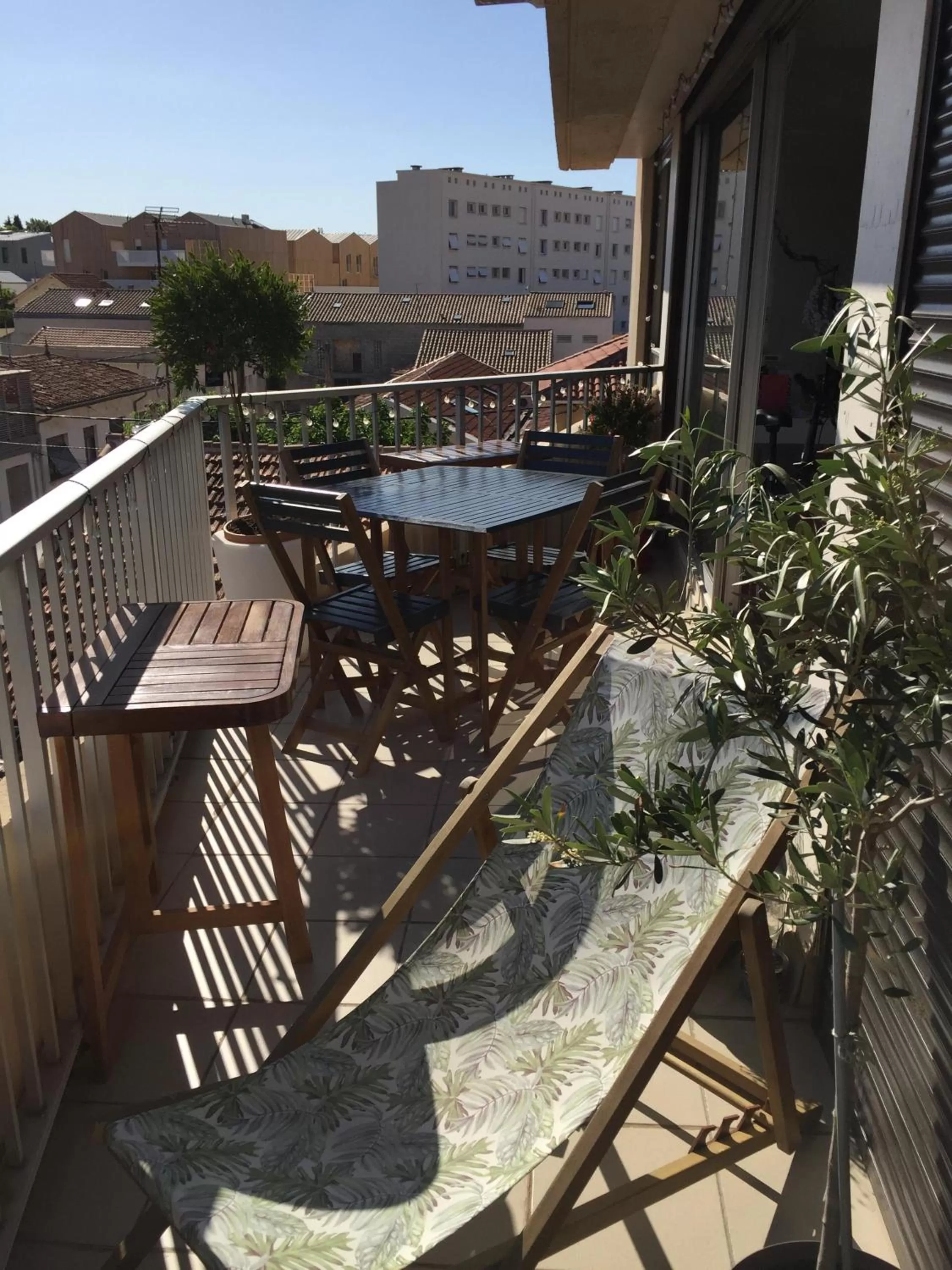 Facade/entrance in 1 Chambre, 1 P'tit dèj', 1 Sourire