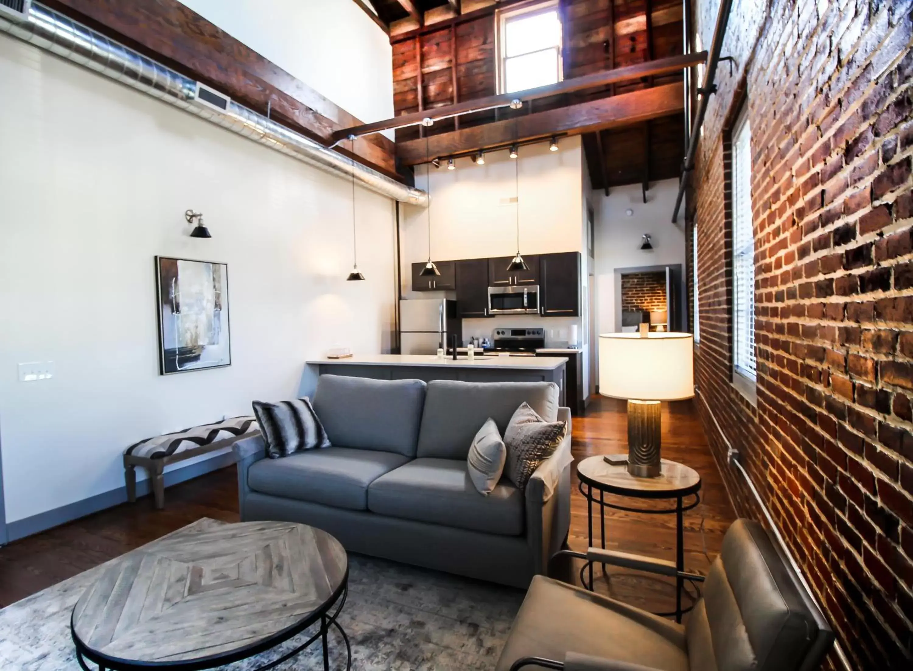 Deluxe Queen Suite in The Lofts at Downtown Salem Deluxe Queen Suite in The Lofts at Downtown Salem