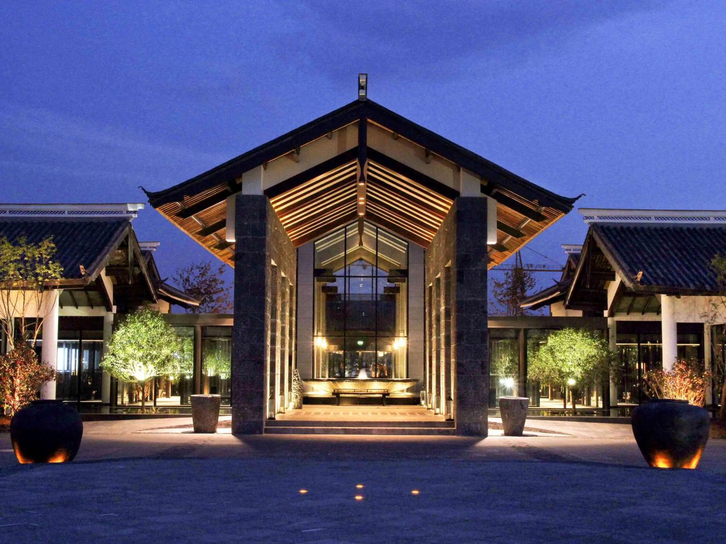 Property building in Pullman Lijiang Resort & Spa