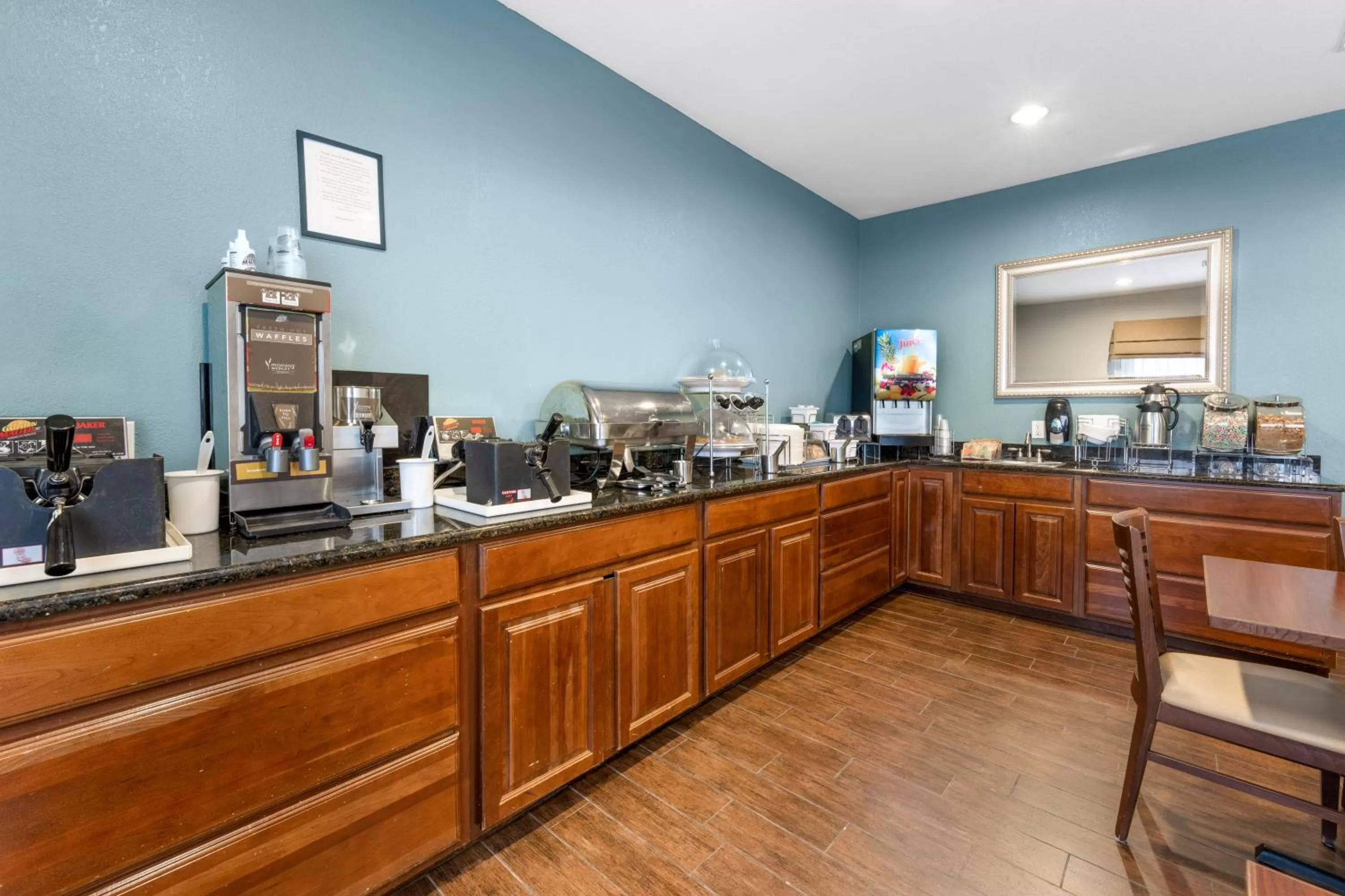 Breakfast in Sleep Inn & Suites Hays I-70