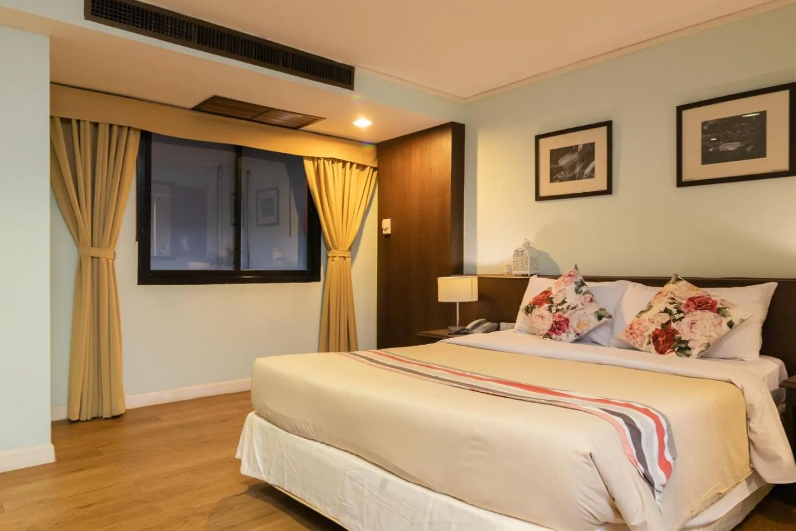 Bedroom, Bed in The Jomtien Twelve
