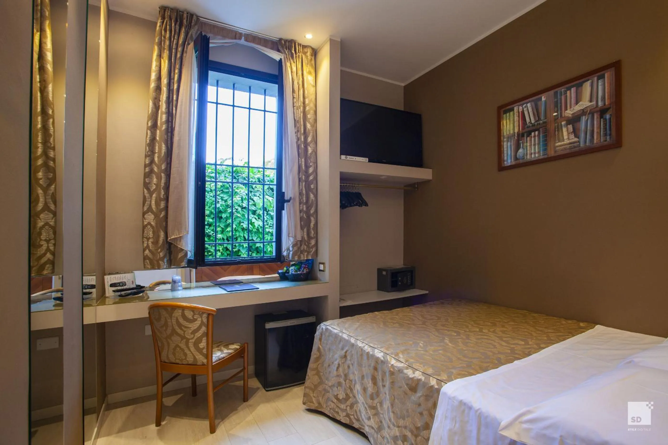 Photo of the whole room, Bed in Savoia Hotel Country House Bologna