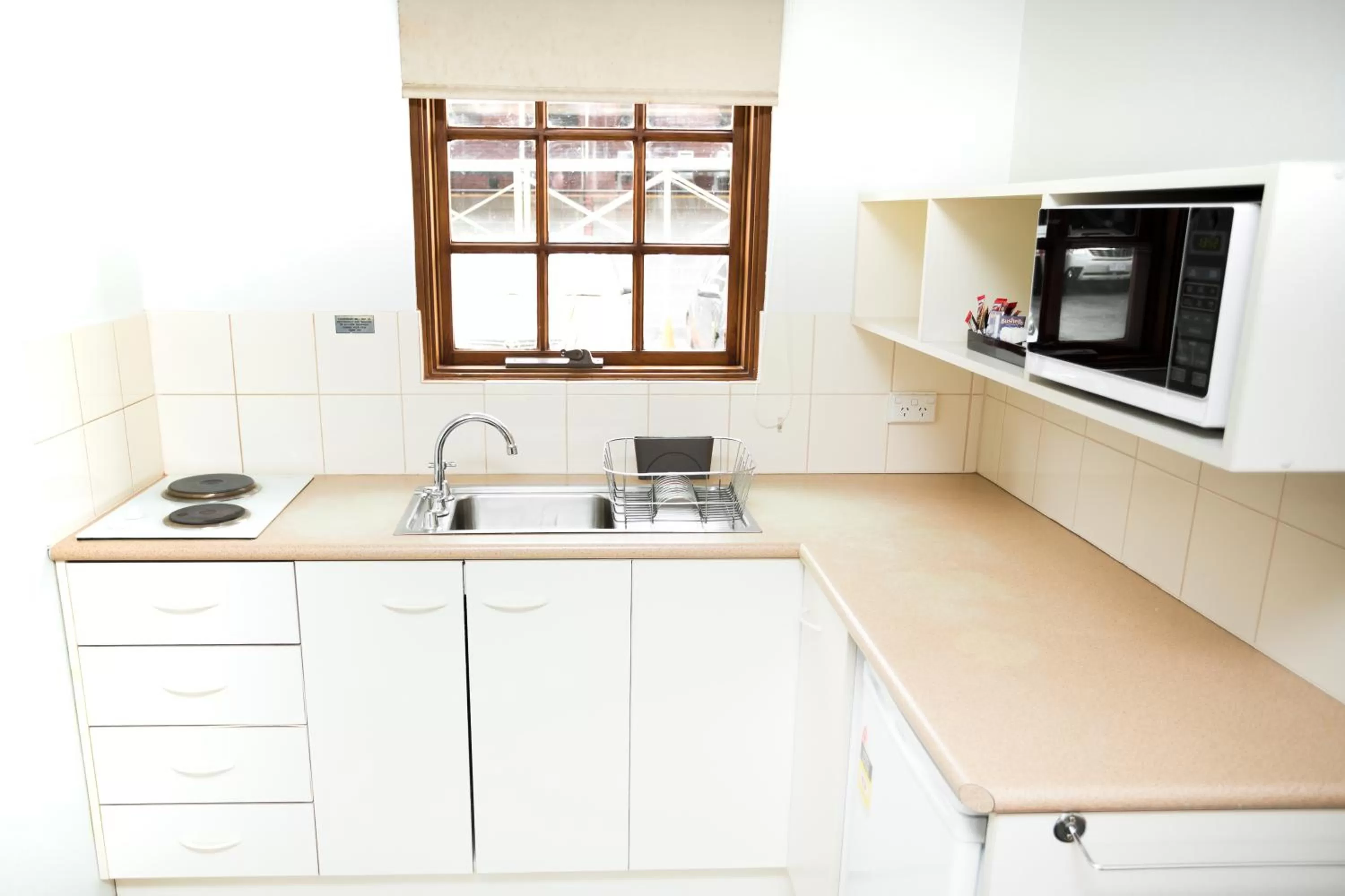 Kitchen or kitchenette in Bay Hotel Apartments