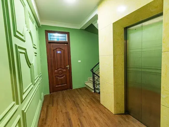 Deluxe Double Room in Max Diamond Hotel Deluxe Double Room in Max Diamond Hotel