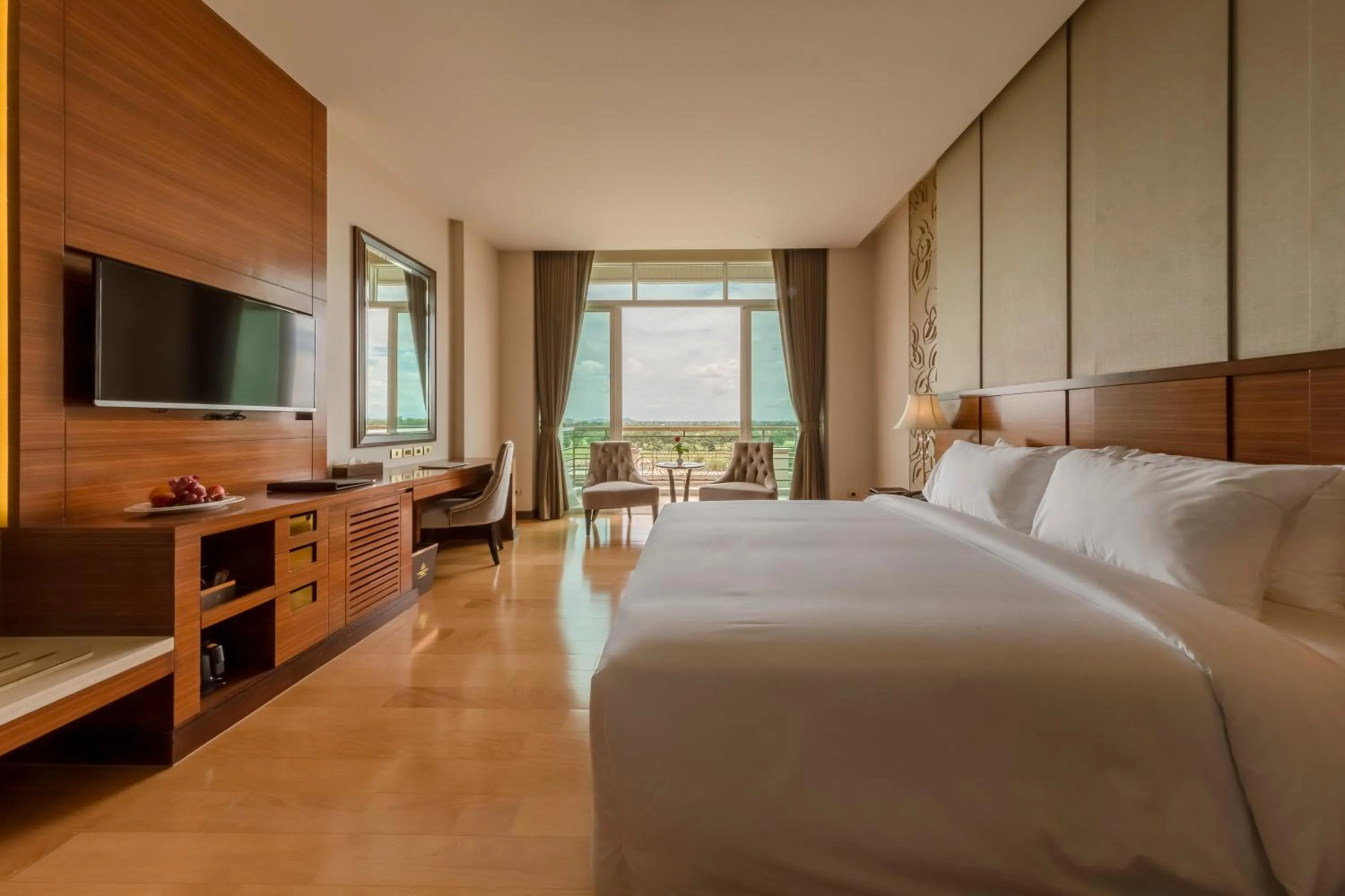 Bedroom, Room Photo in Garden City Hotel