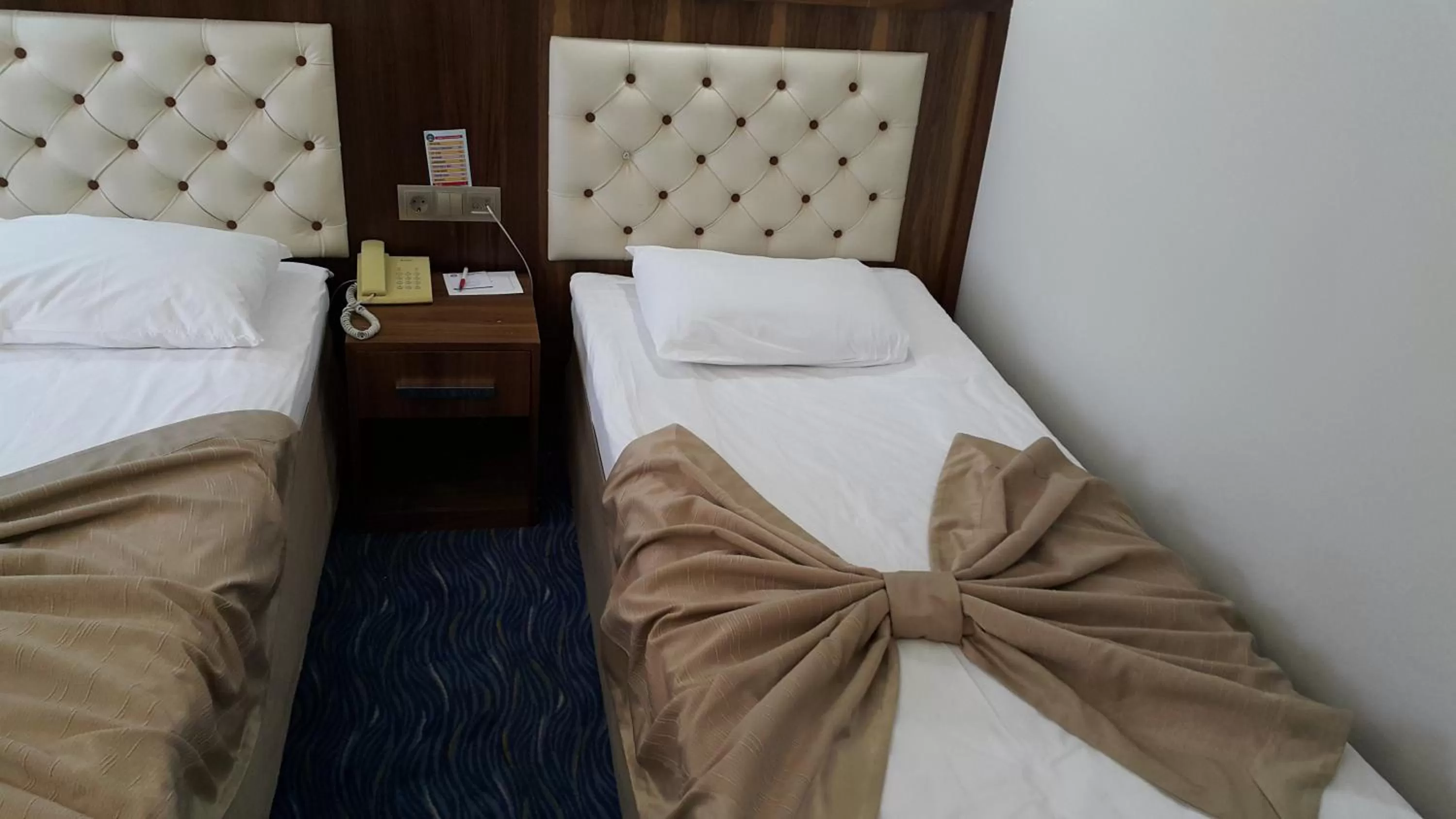 TV and multimedia, Bed in Miroglu Hotel