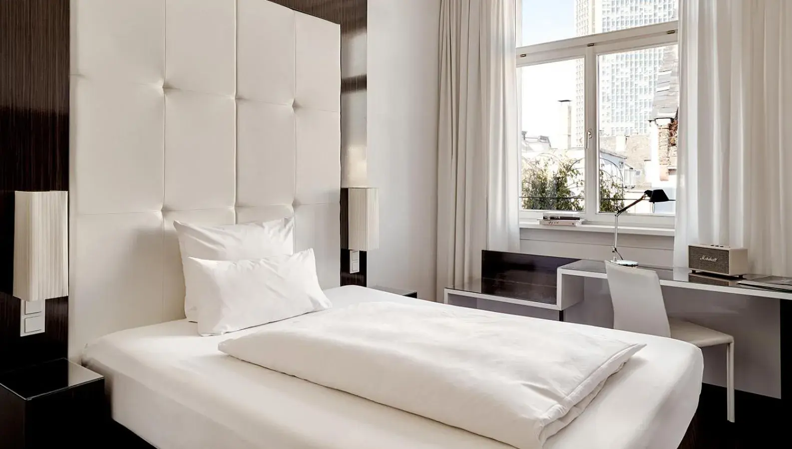 Single Room in The Pure, Frankfurt, a Member of Design Hotels Single Room in The Pure, Frankfurt, a Member of Design Hotels