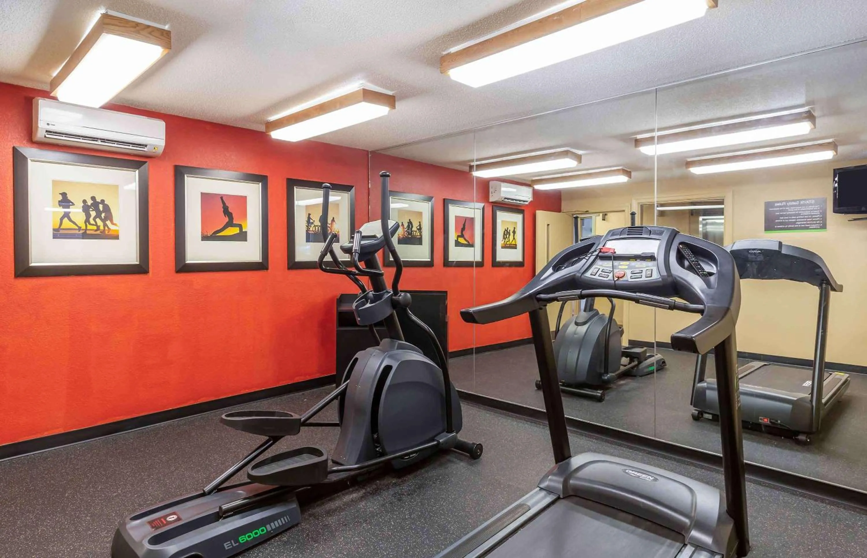 Fitness centre/facilities in Extended Stay America Select Suites - Raleigh - Cary - Regency Parkway South
