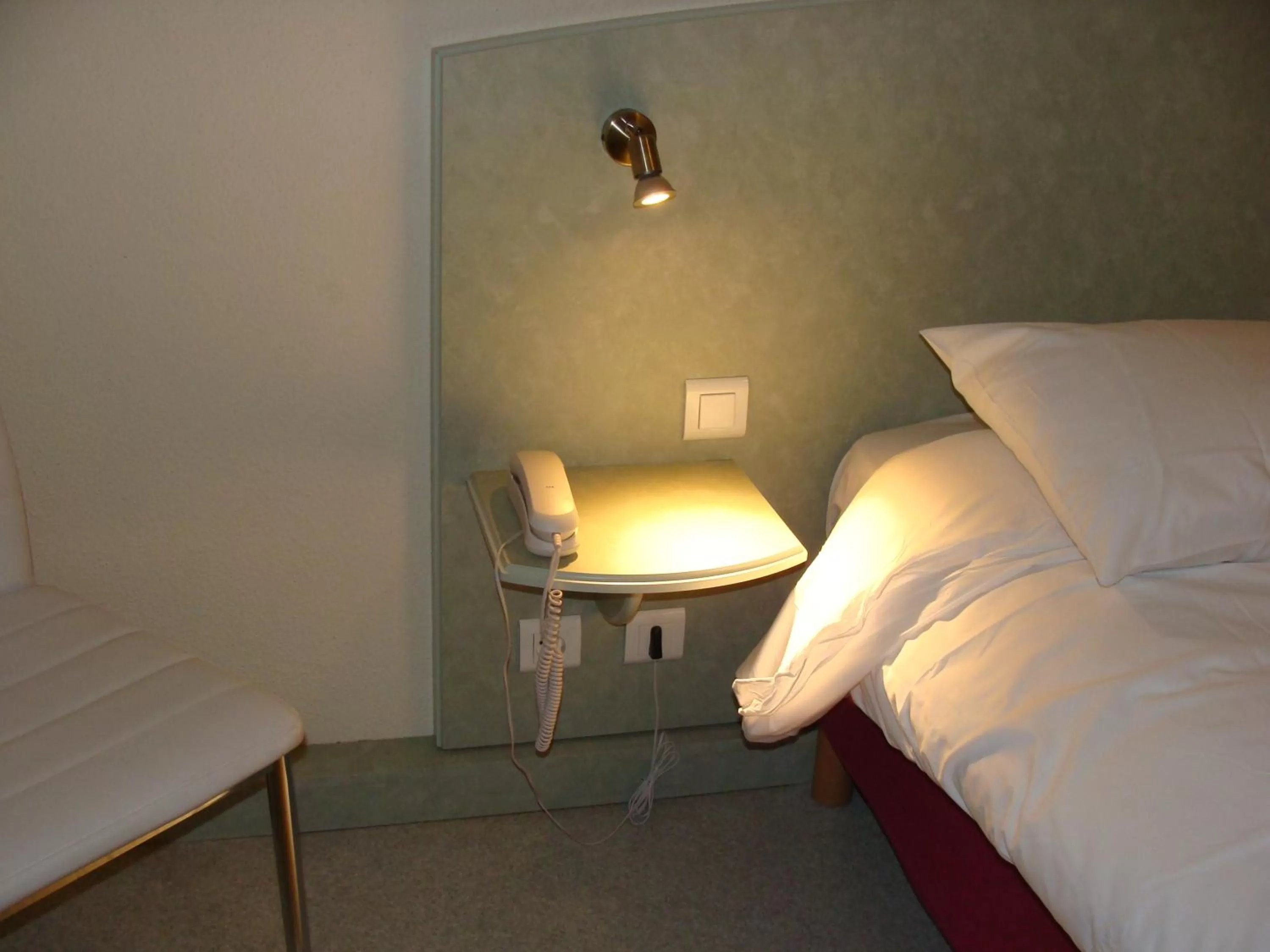 Bedroom in Abel Hôtel