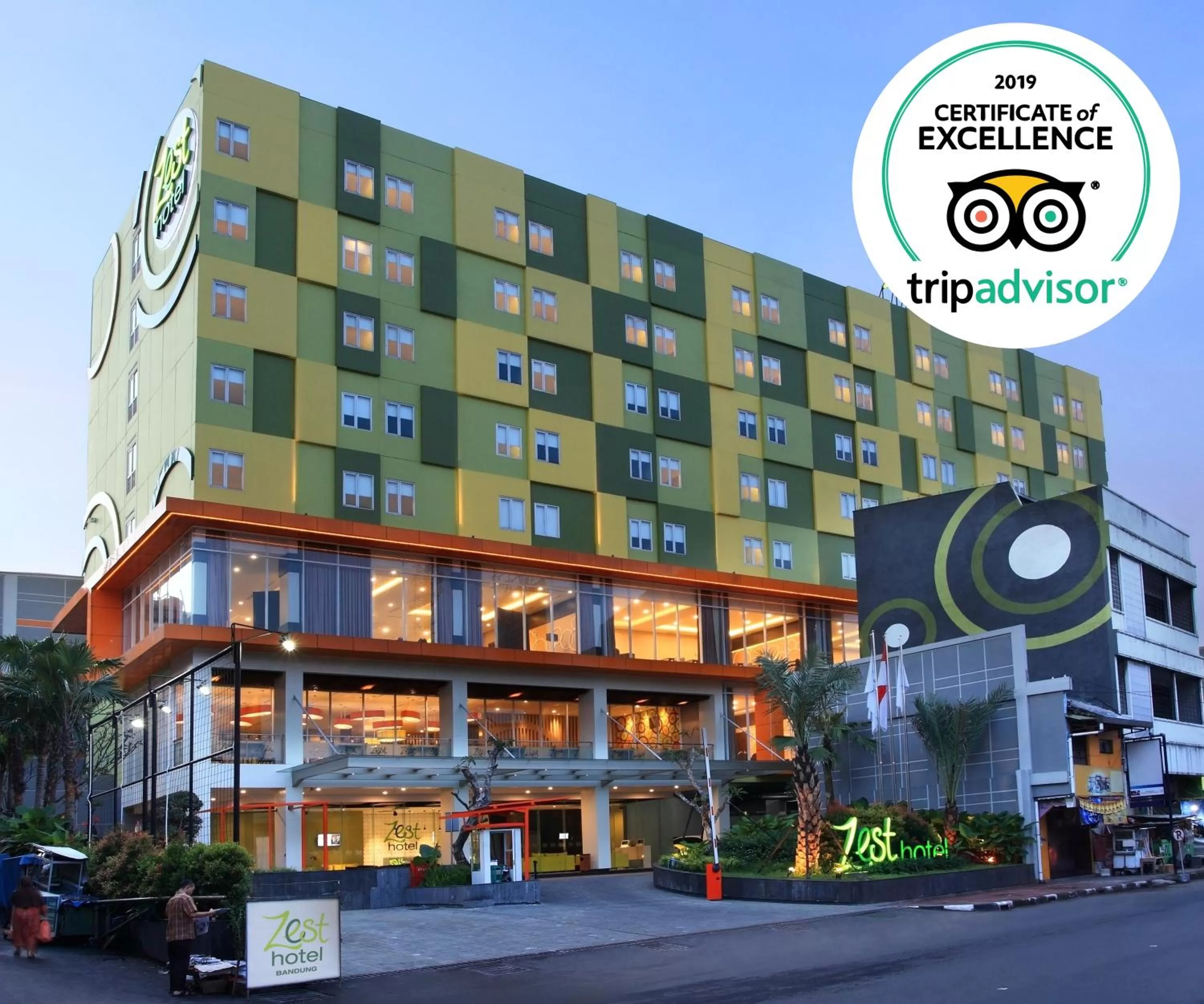 Property building in Zest Sukajadi Bandung by Swiss-Belhotel International